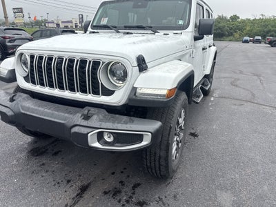 2024 Jeep Wrangler 4-Door Sahara 4x4