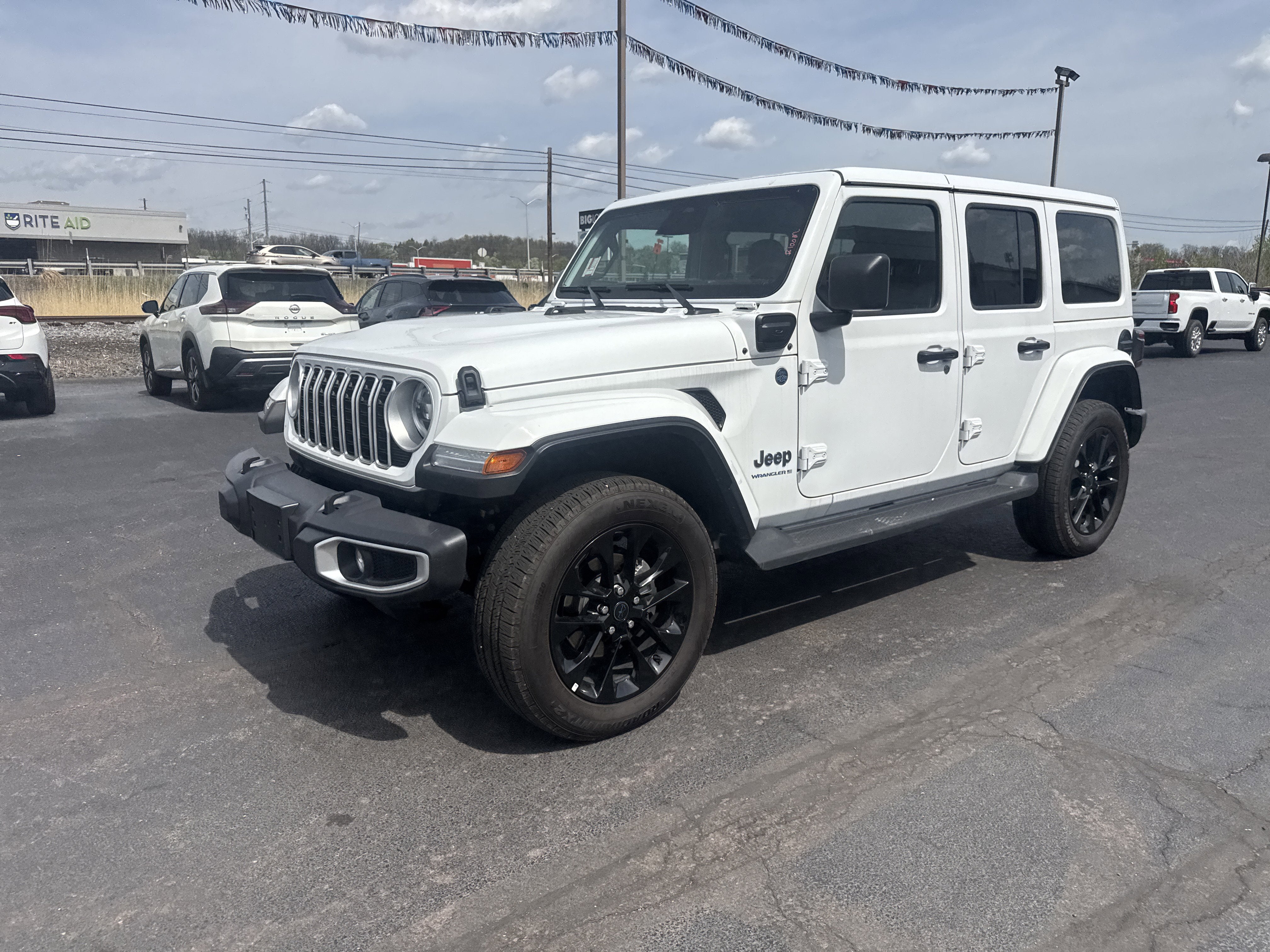 2025 Jeep Wrangler 4xe Sahara