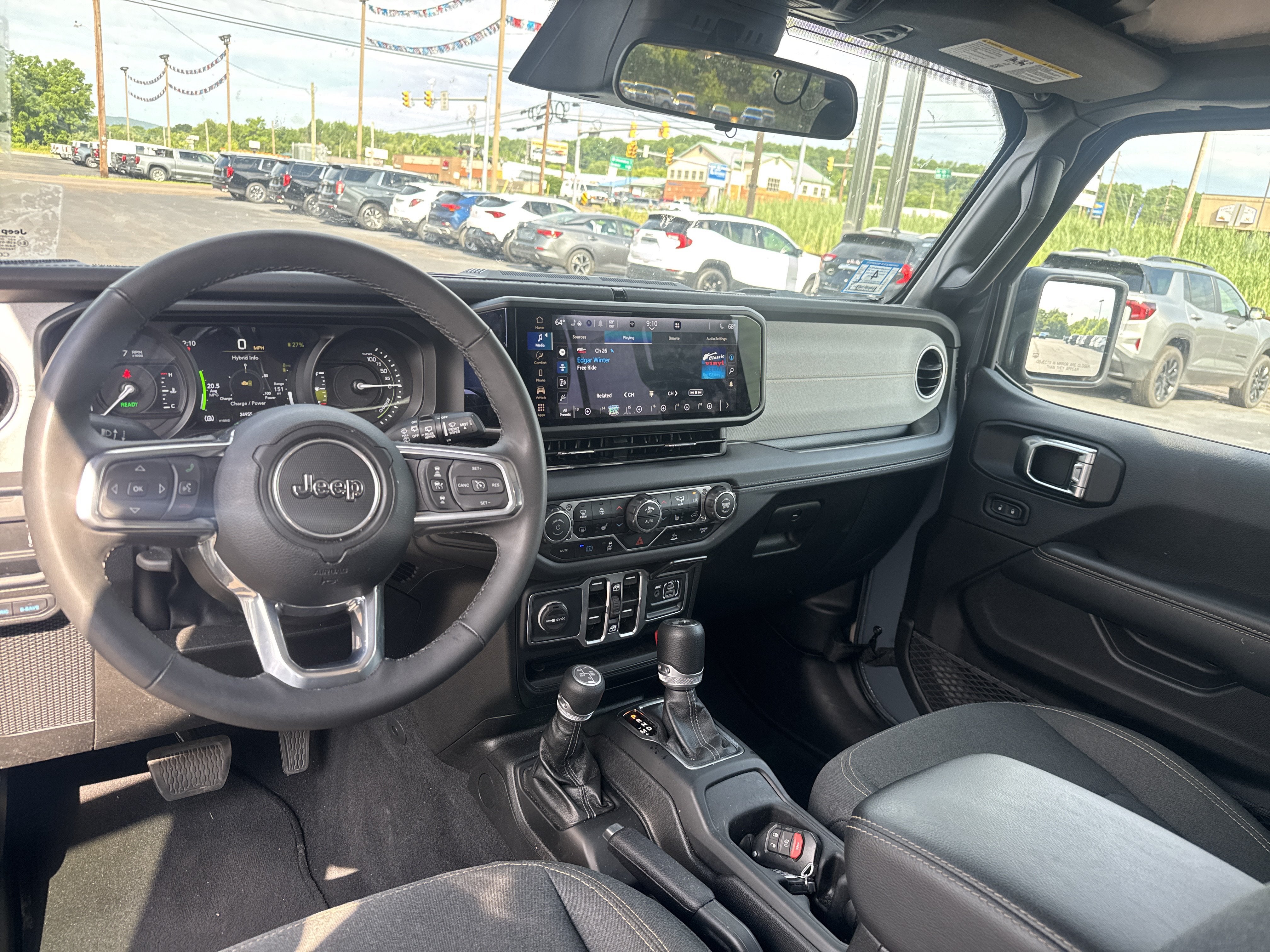 2025 Jeep Wrangler 4xe Sahara