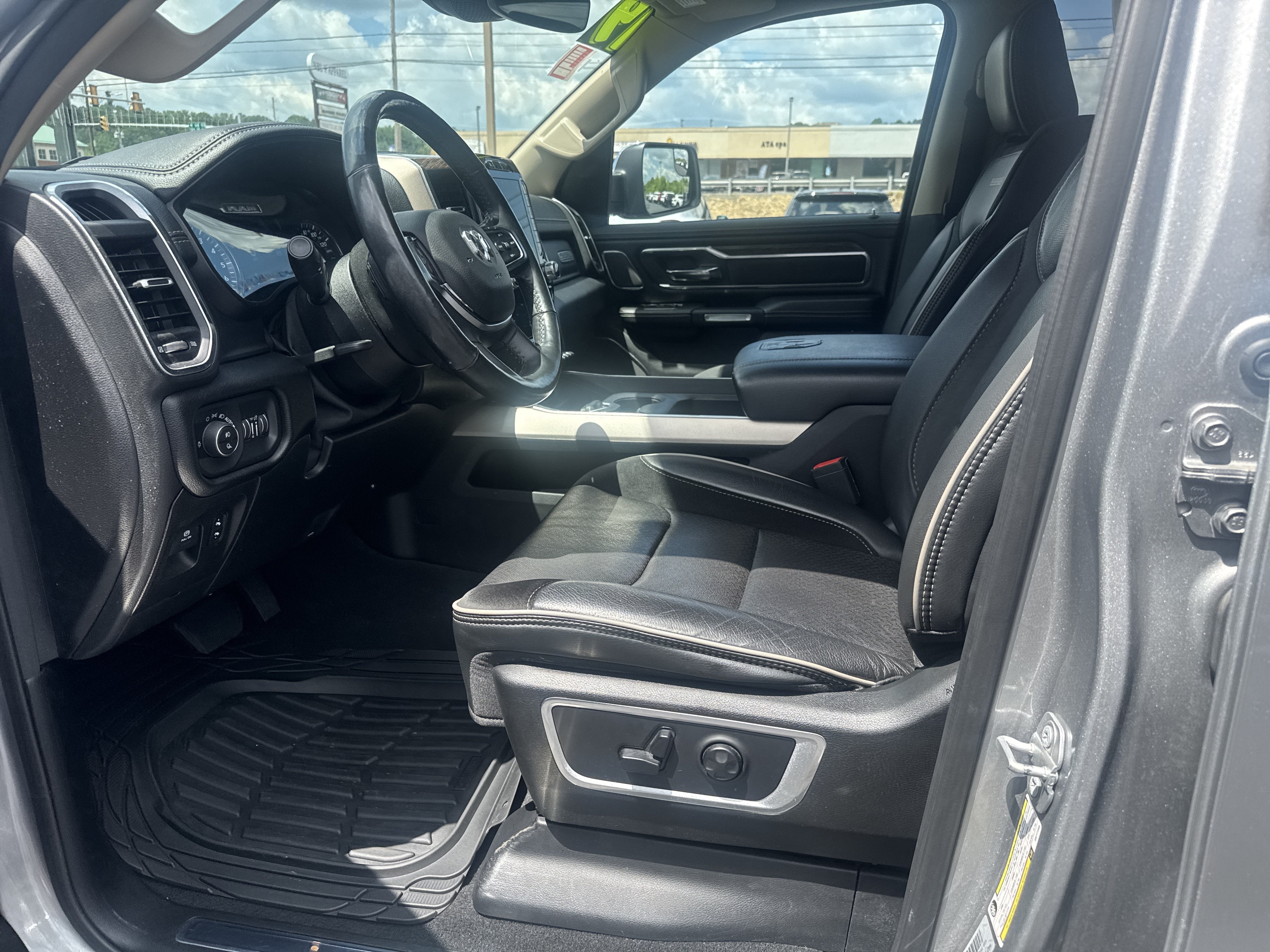 2019 RAM 1500 Laramie