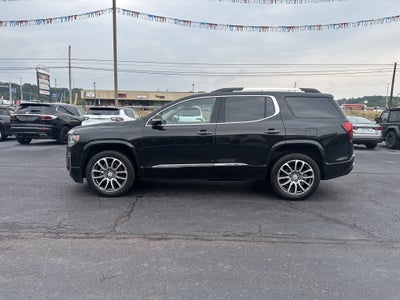 2023 GMC Acadia Denali