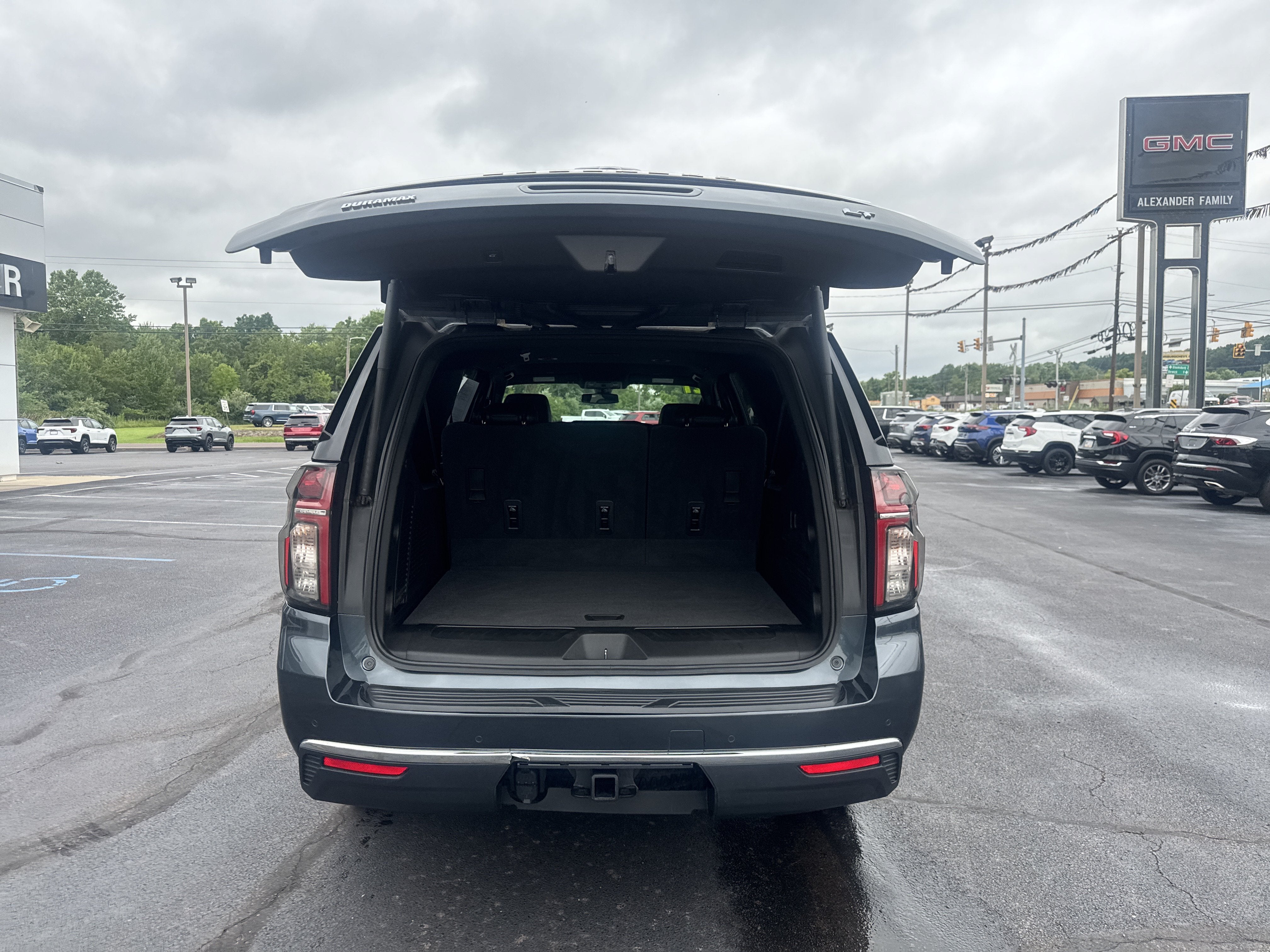 2021 Chevrolet Suburban LT