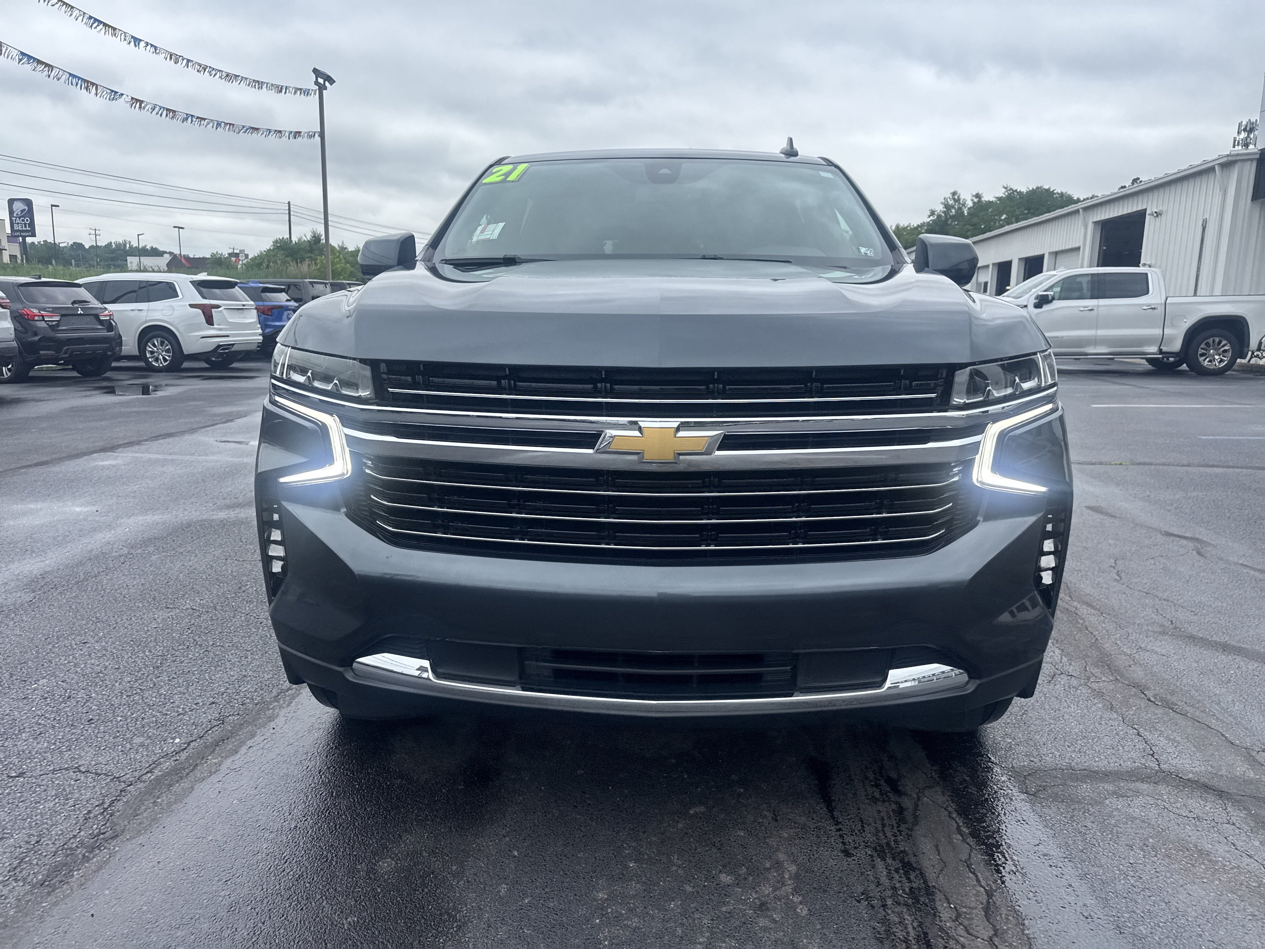 2021 Chevrolet Suburban LT