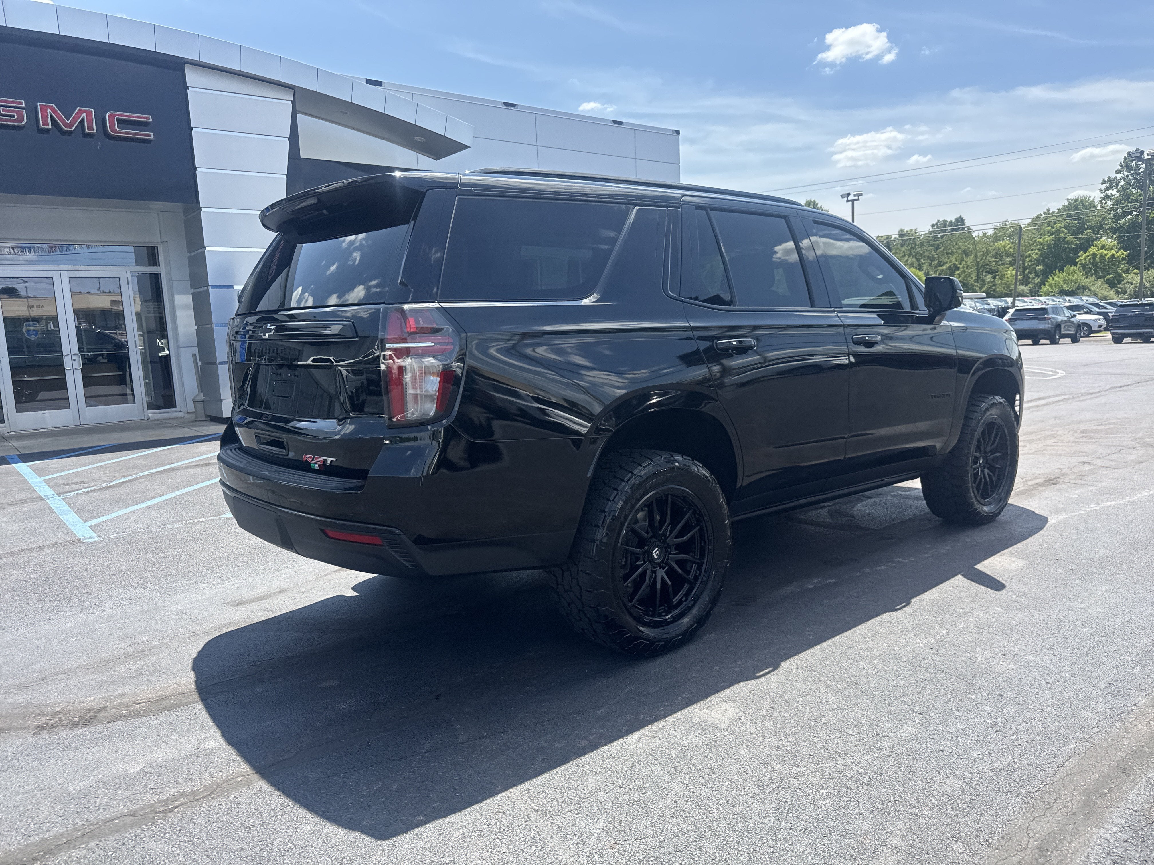 2023 Chevrolet Tahoe RST