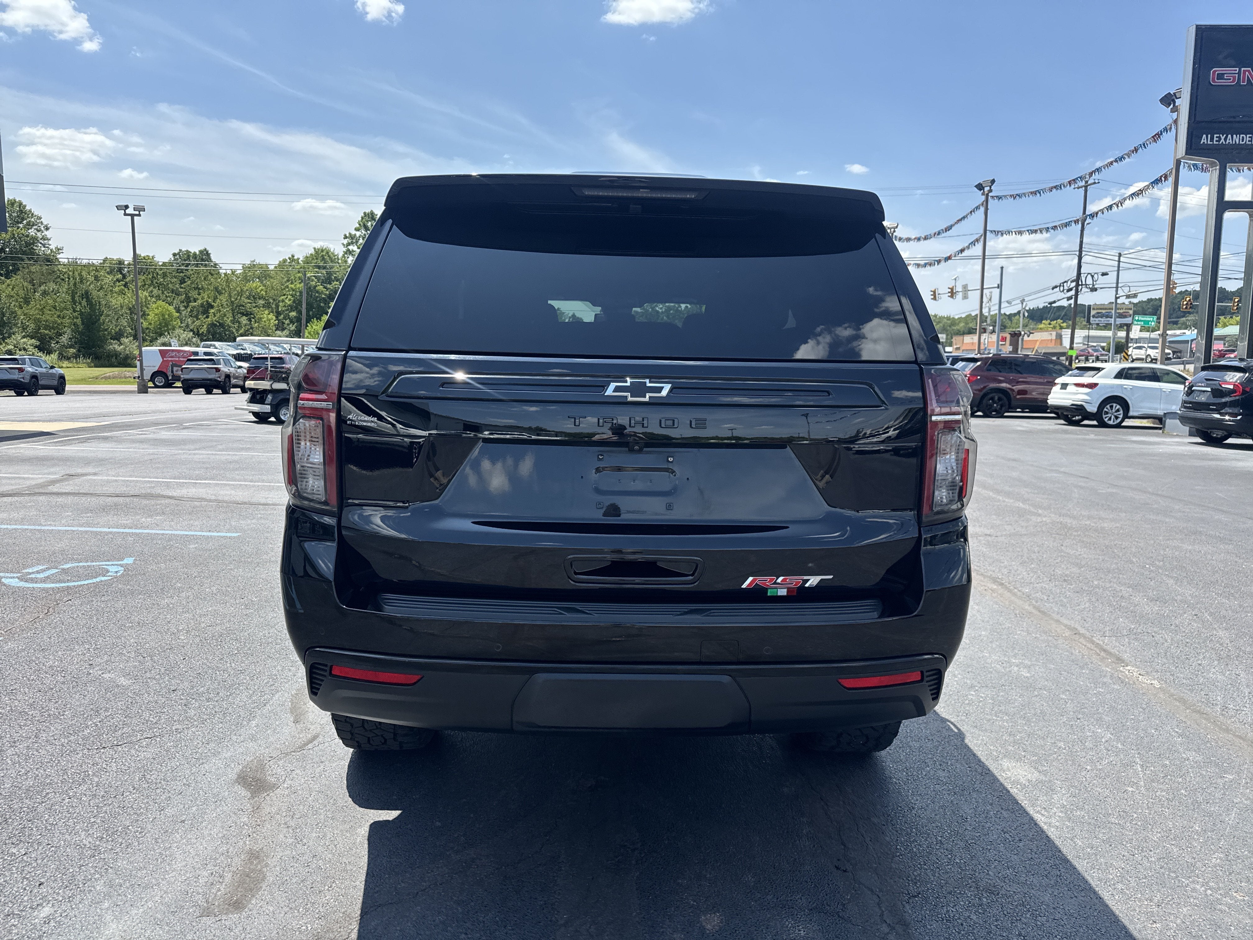 2023 Chevrolet Tahoe RST