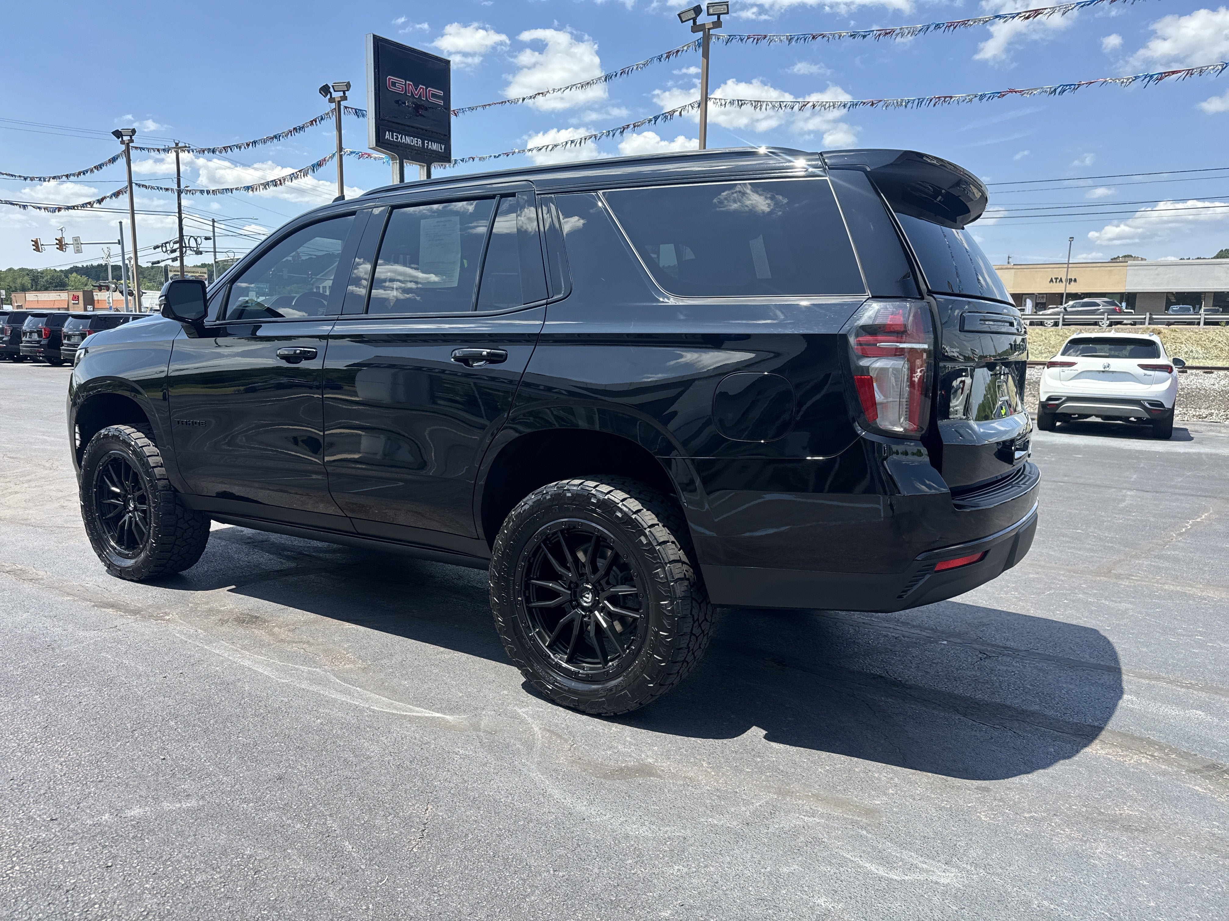 2023 Chevrolet Tahoe RST