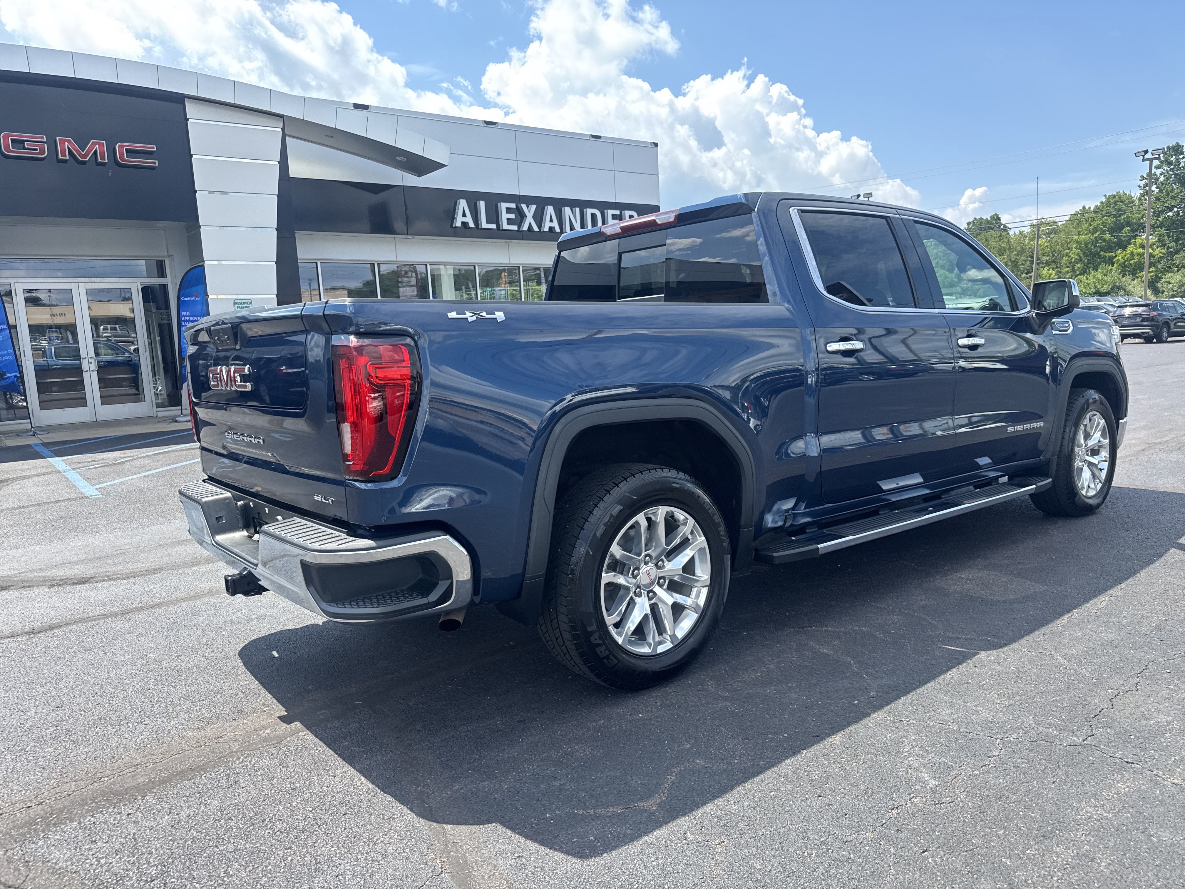 2019 GMC Sierra 1500 SLT
