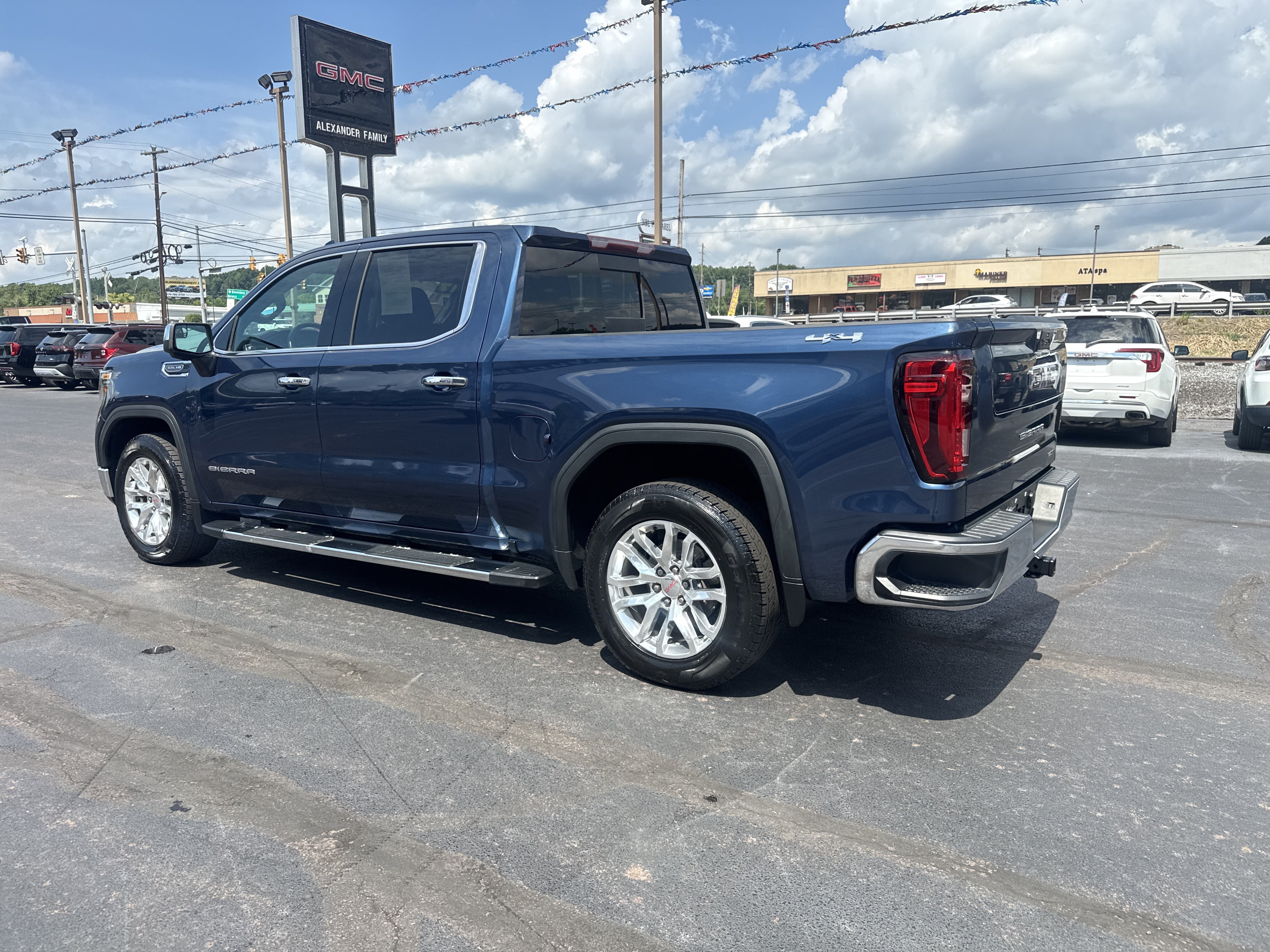 2019 GMC Sierra 1500 SLT