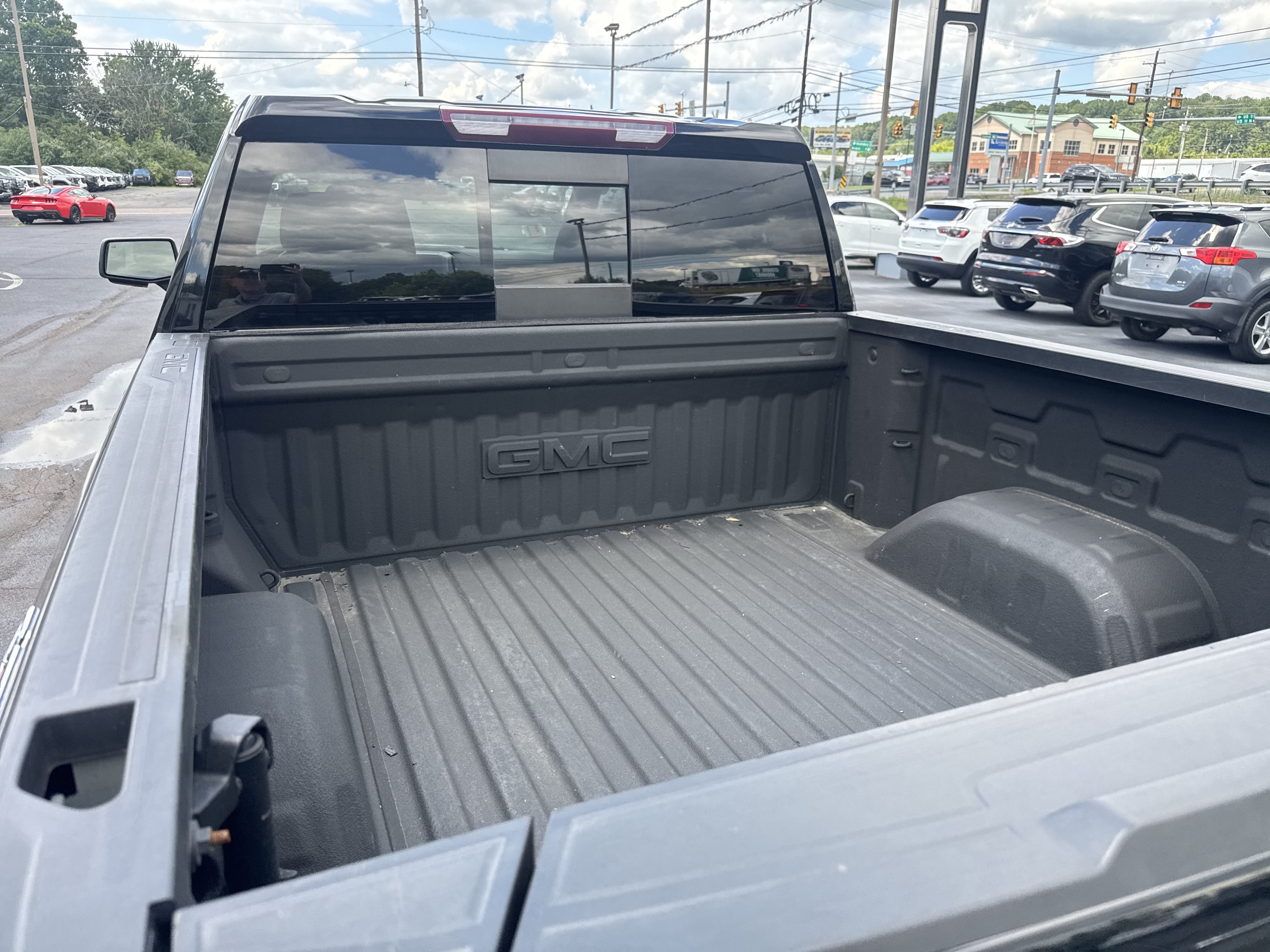 2022 GMC Sierra 1500 Limited SLT