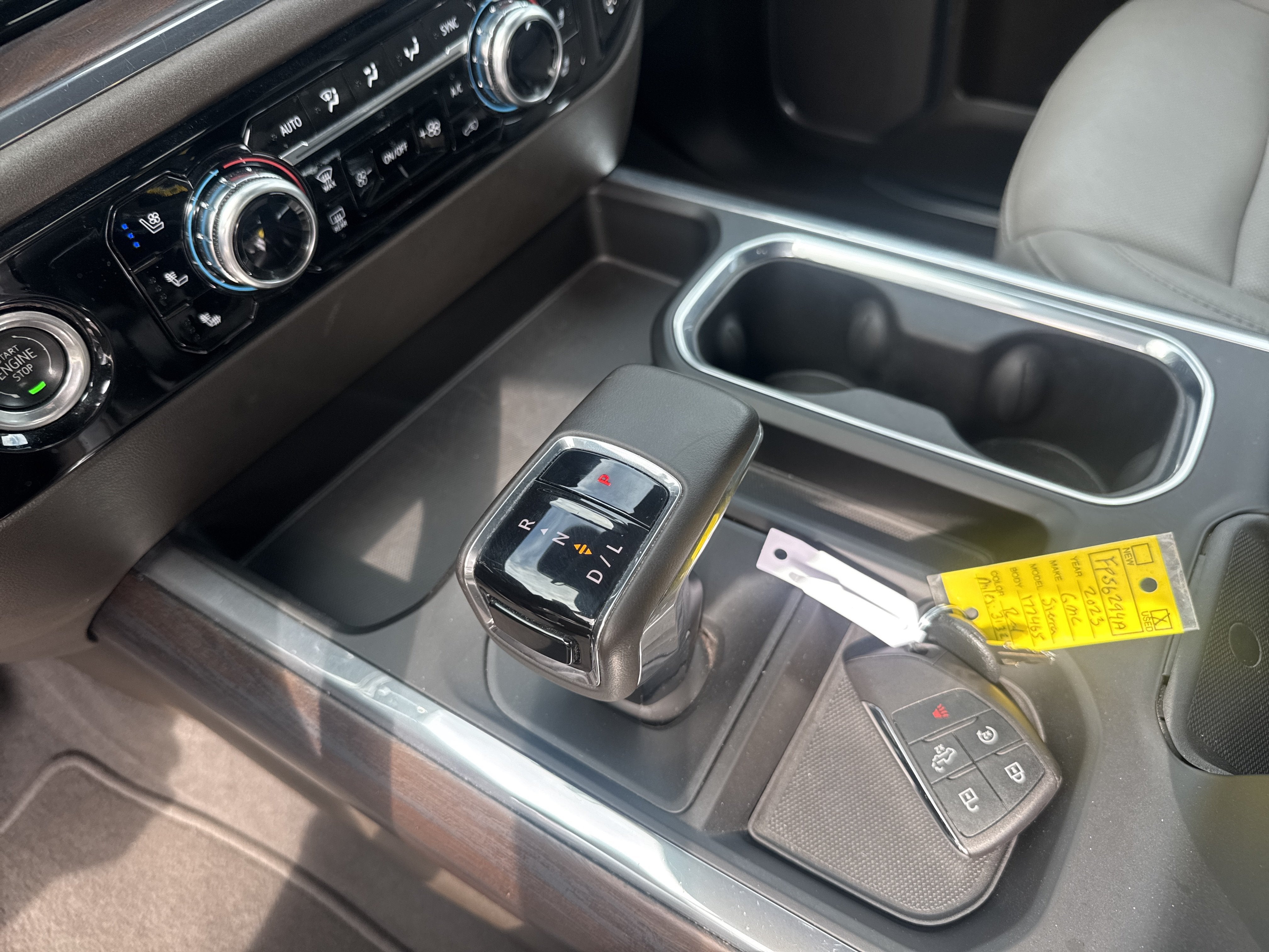 2023 GMC Sierra 1500 SLT