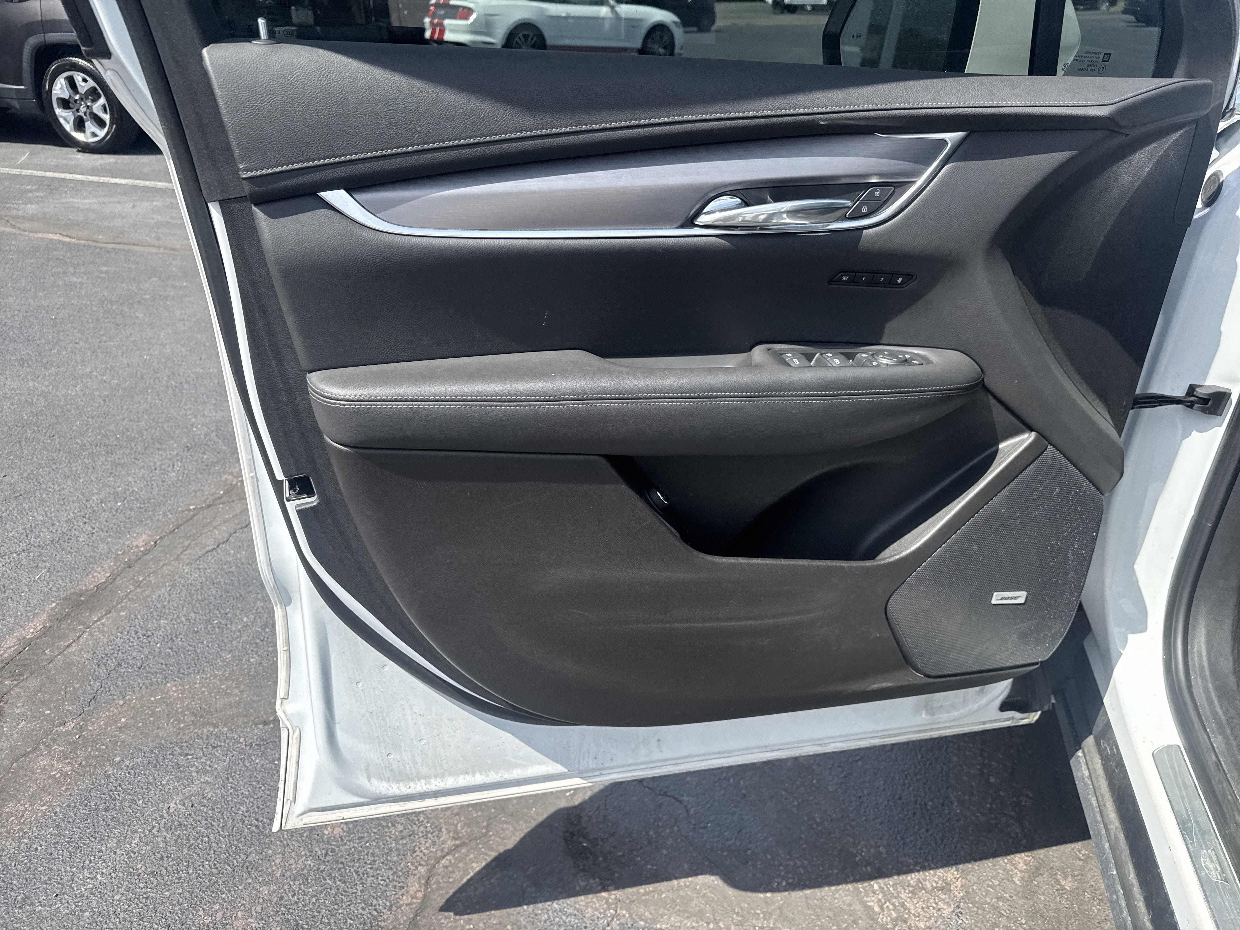 2024 Cadillac XT6 Luxury