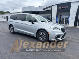 2024 Chrysler Pacifica Hybrid Select