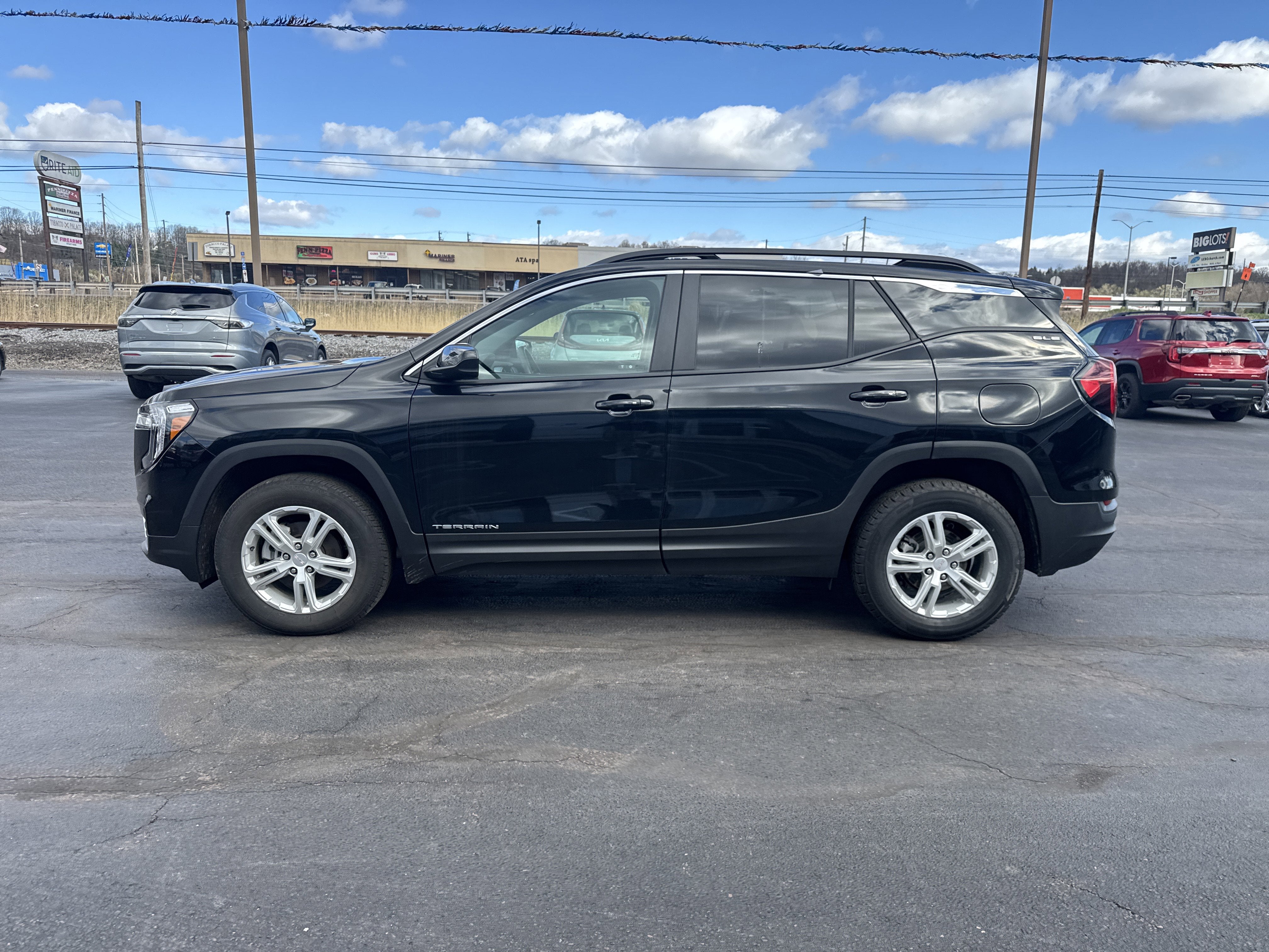 2024 GMC Terrain SLE