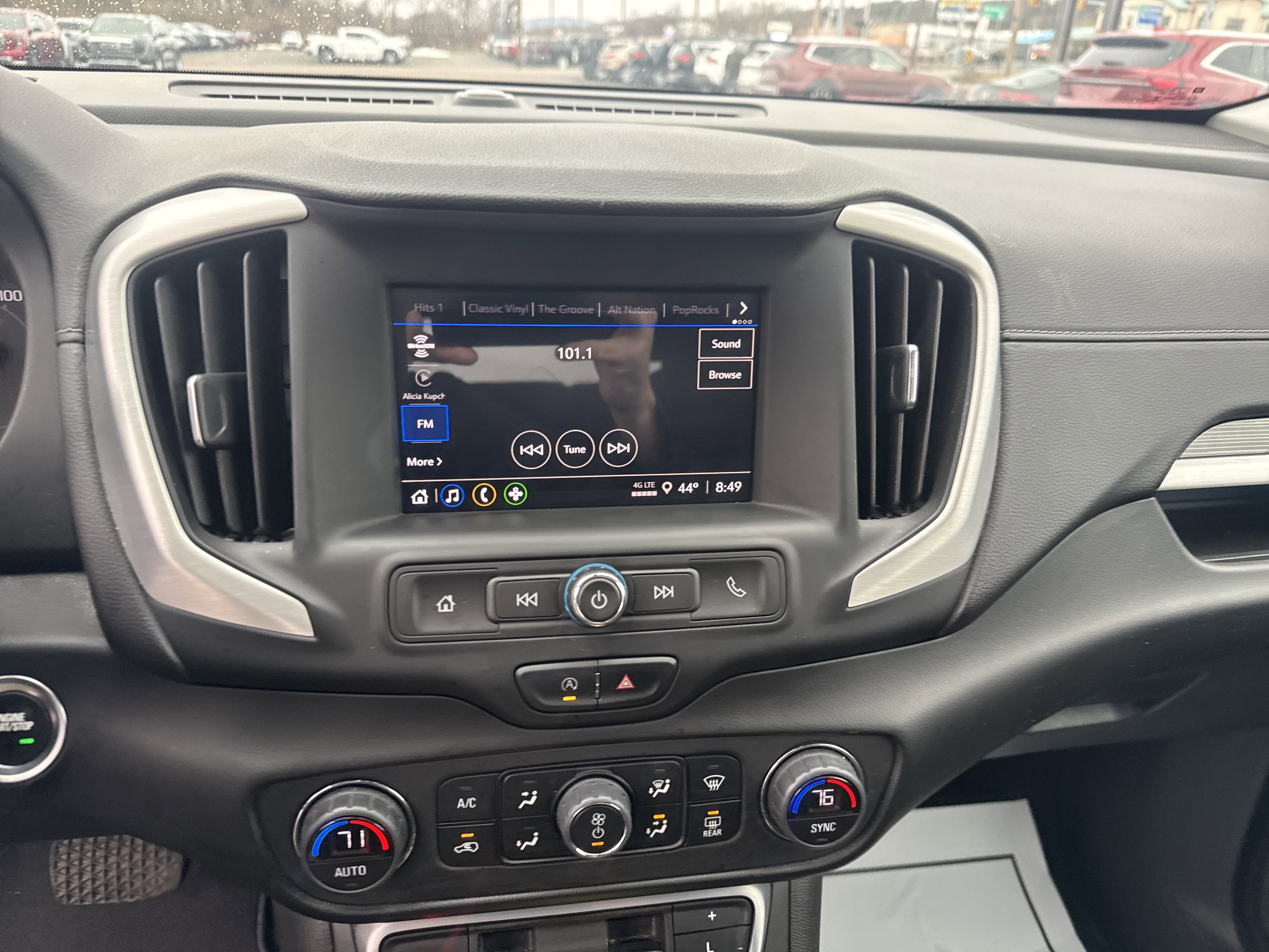 2022 GMC Terrain SLE
