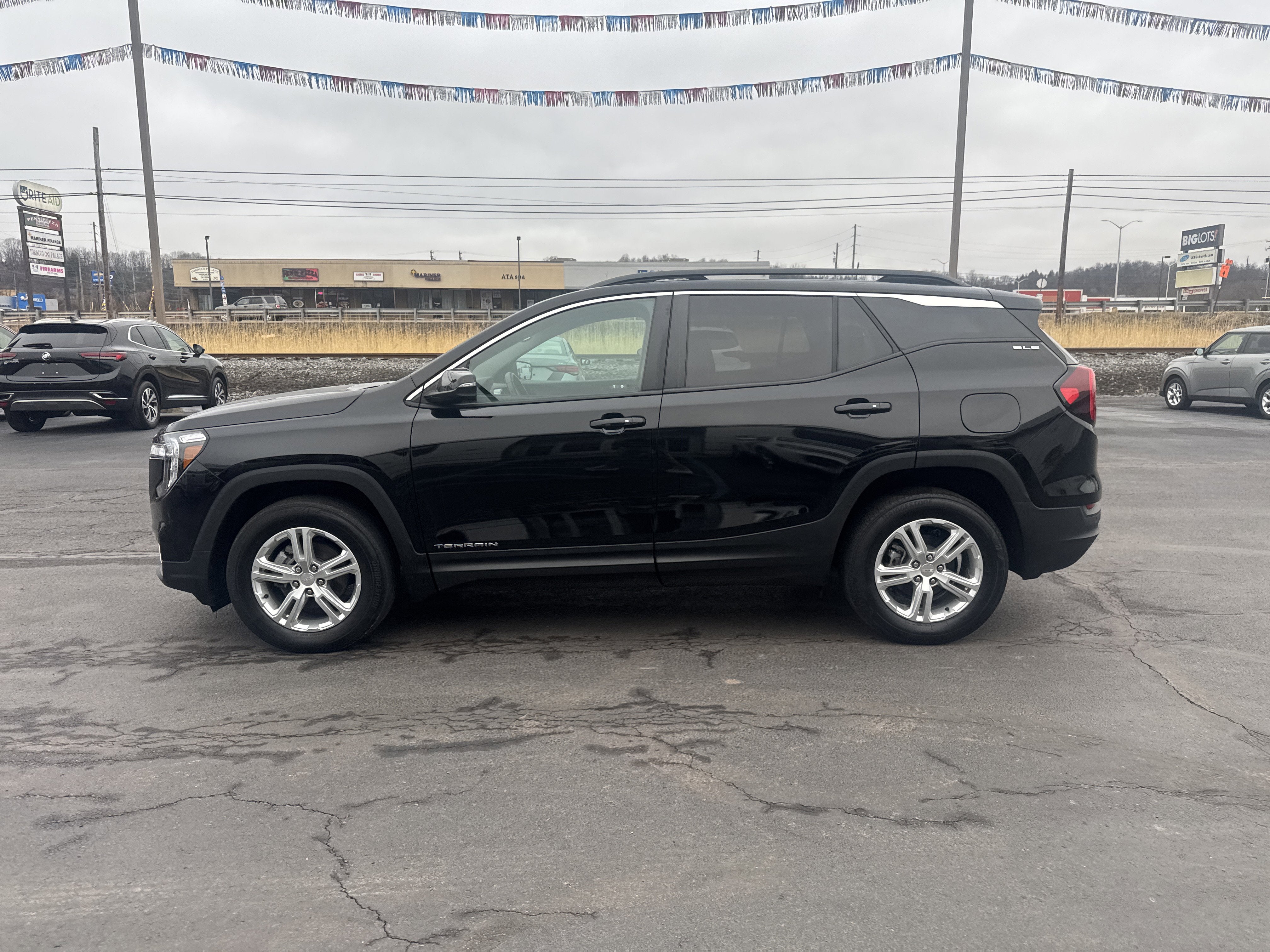 2022 GMC Terrain SLE