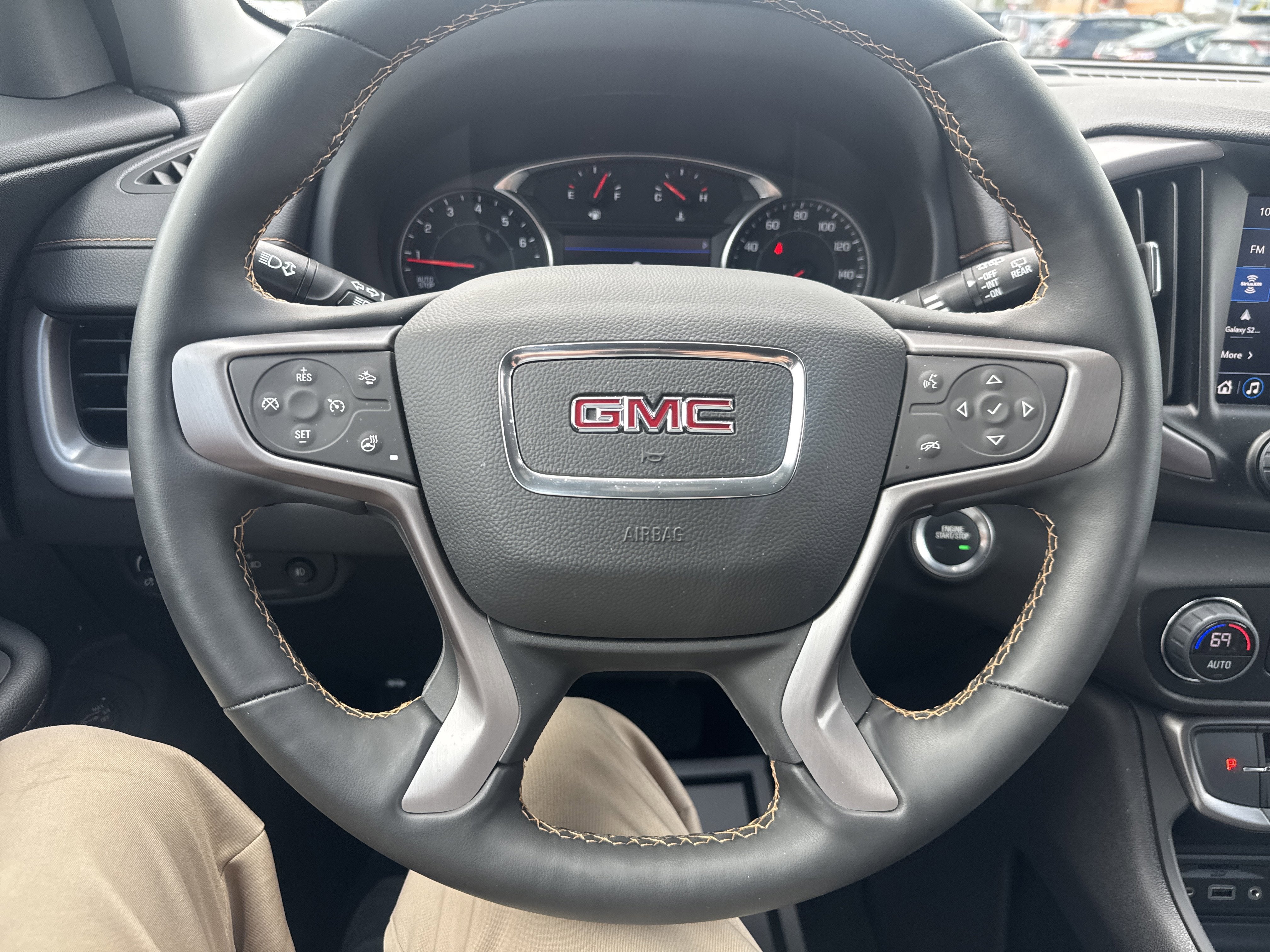 2024 GMC Terrain AT4