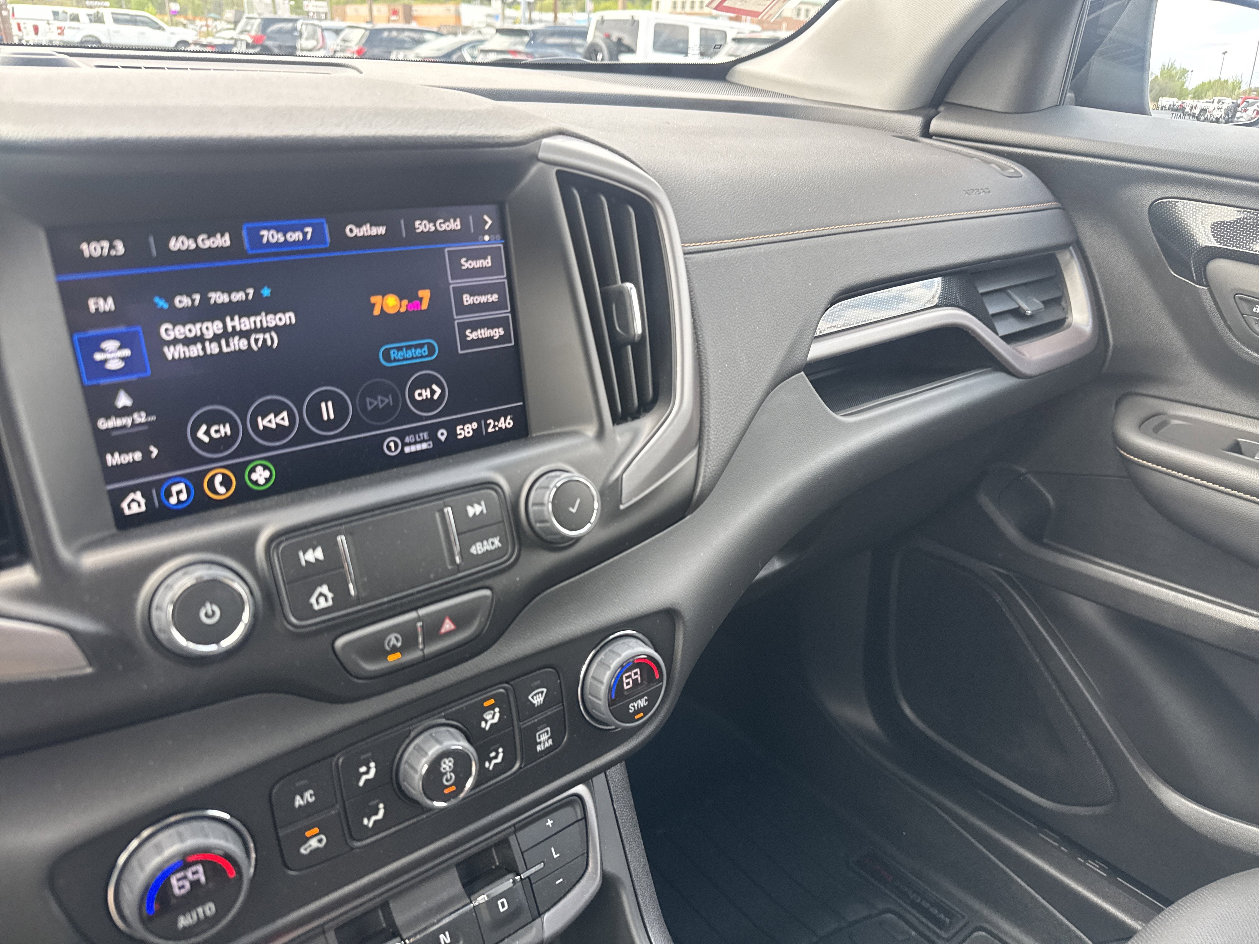 2024 GMC Terrain AT4
