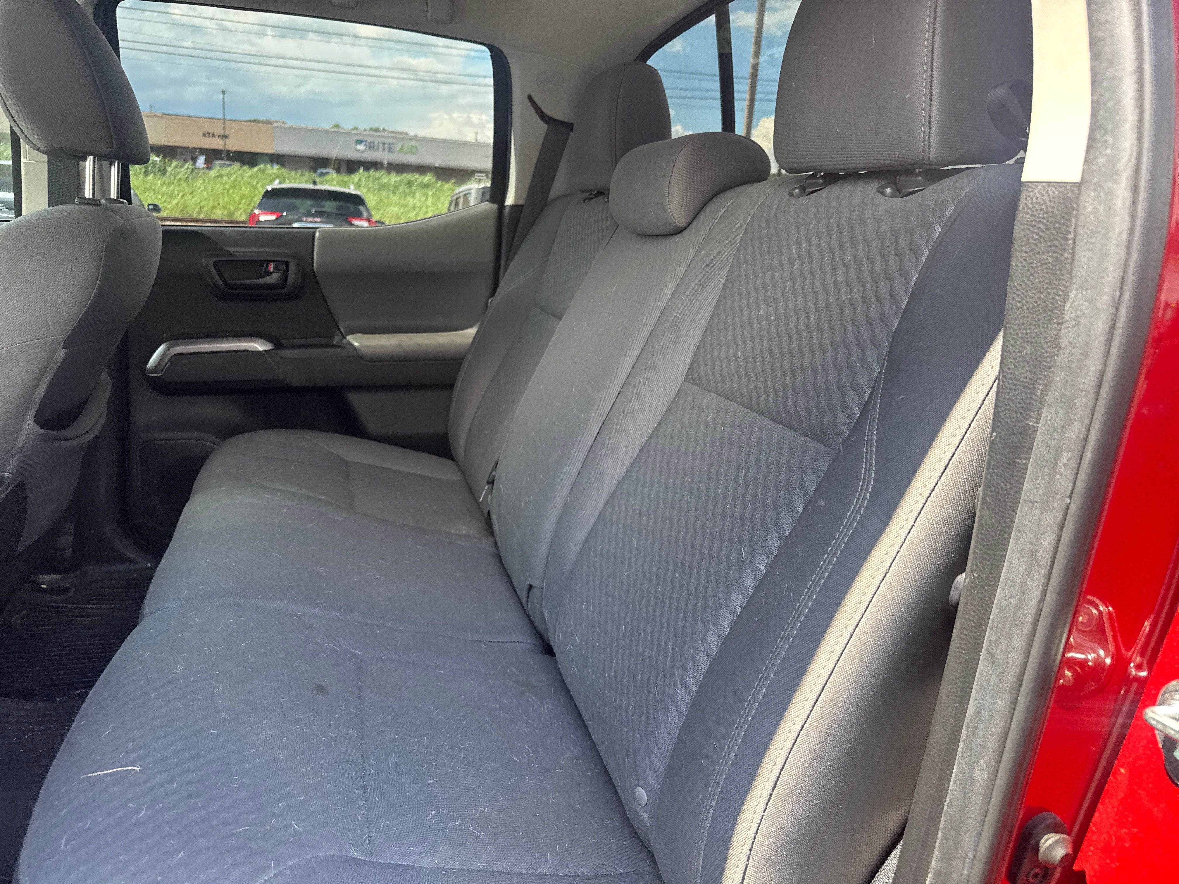 2022 Toyota Tacoma SR5 V6