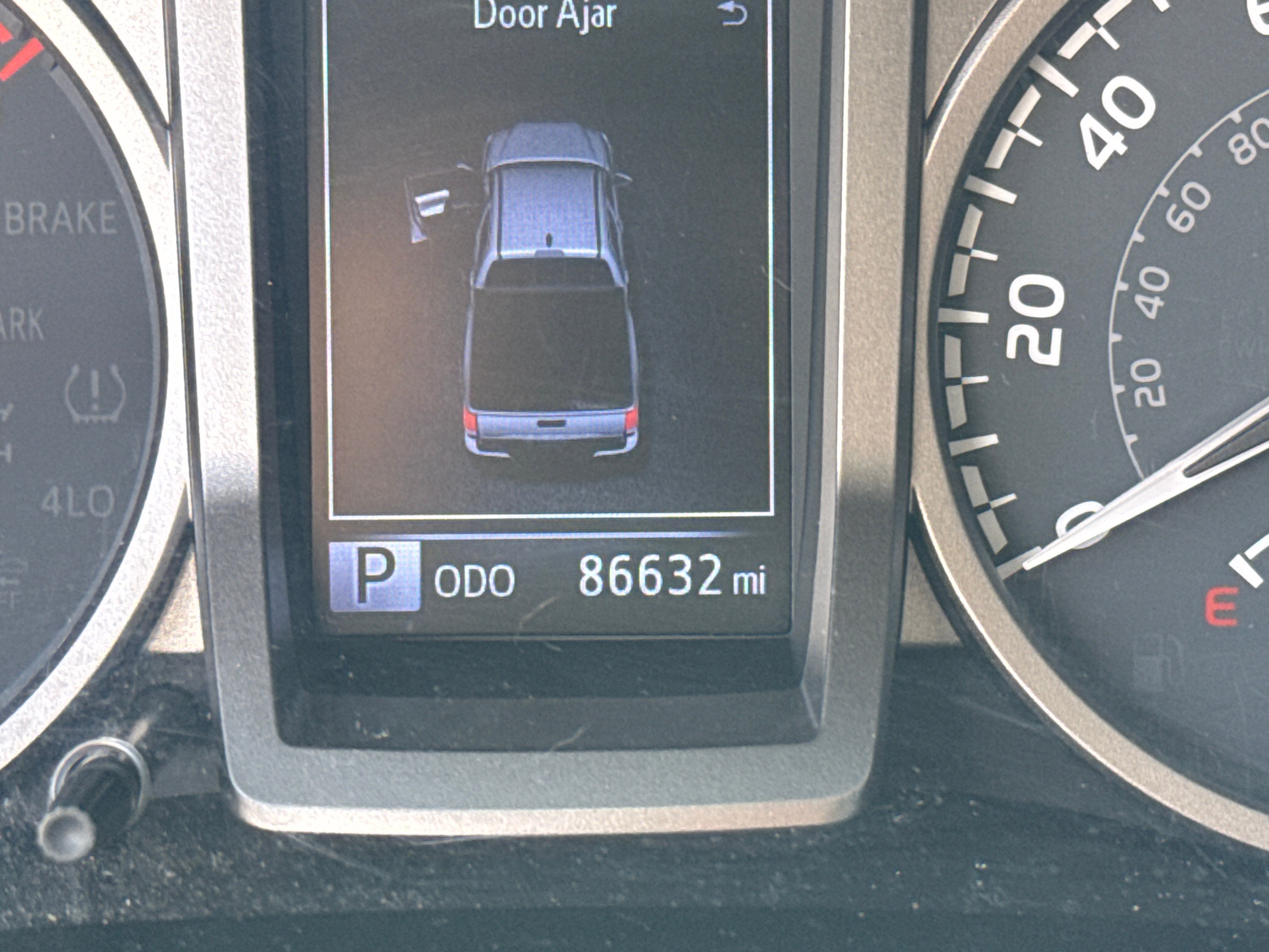 2022 Toyota Tacoma SR5 V6