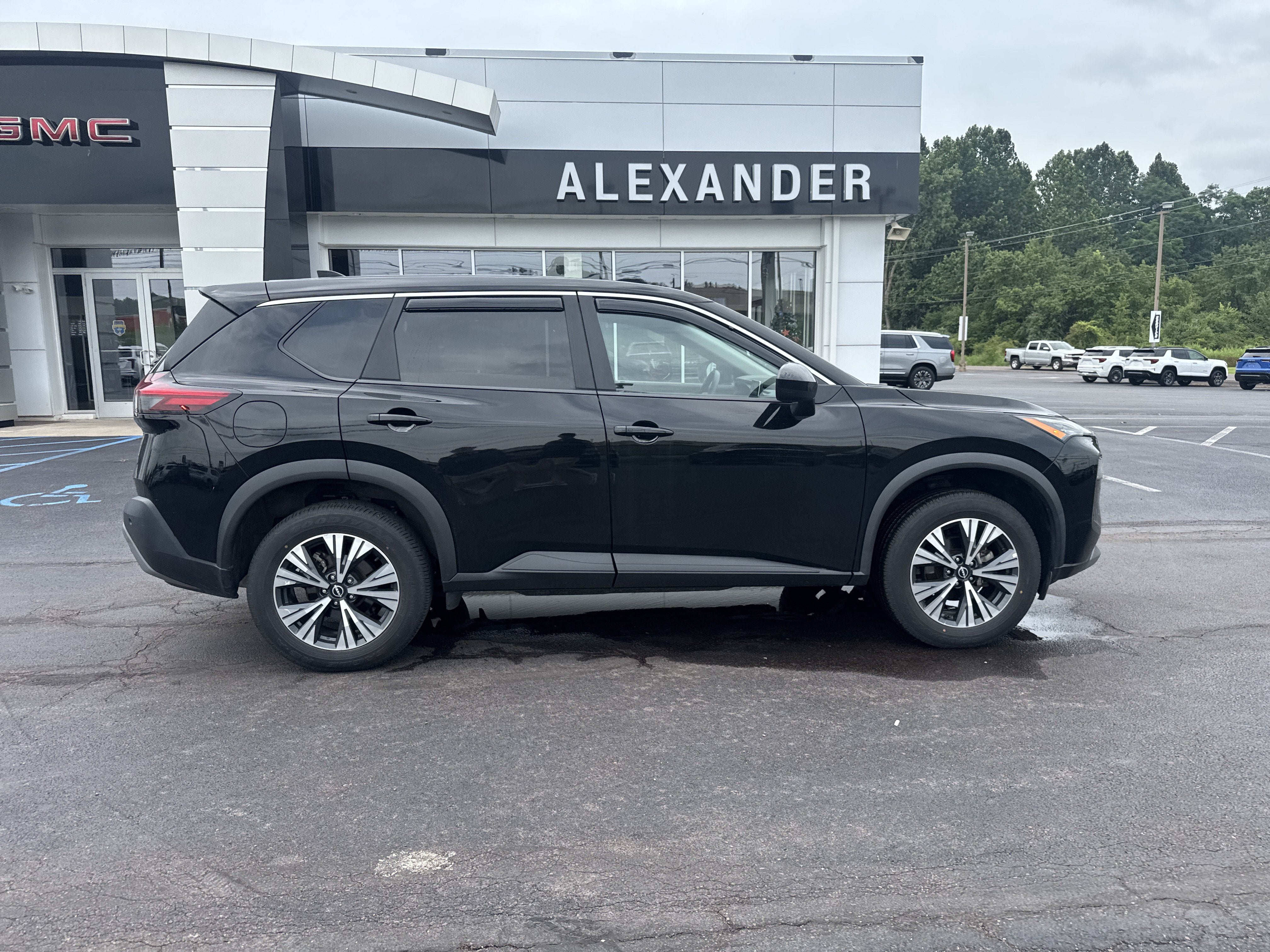 2023 Nissan Rogue SV Intelligent AWD