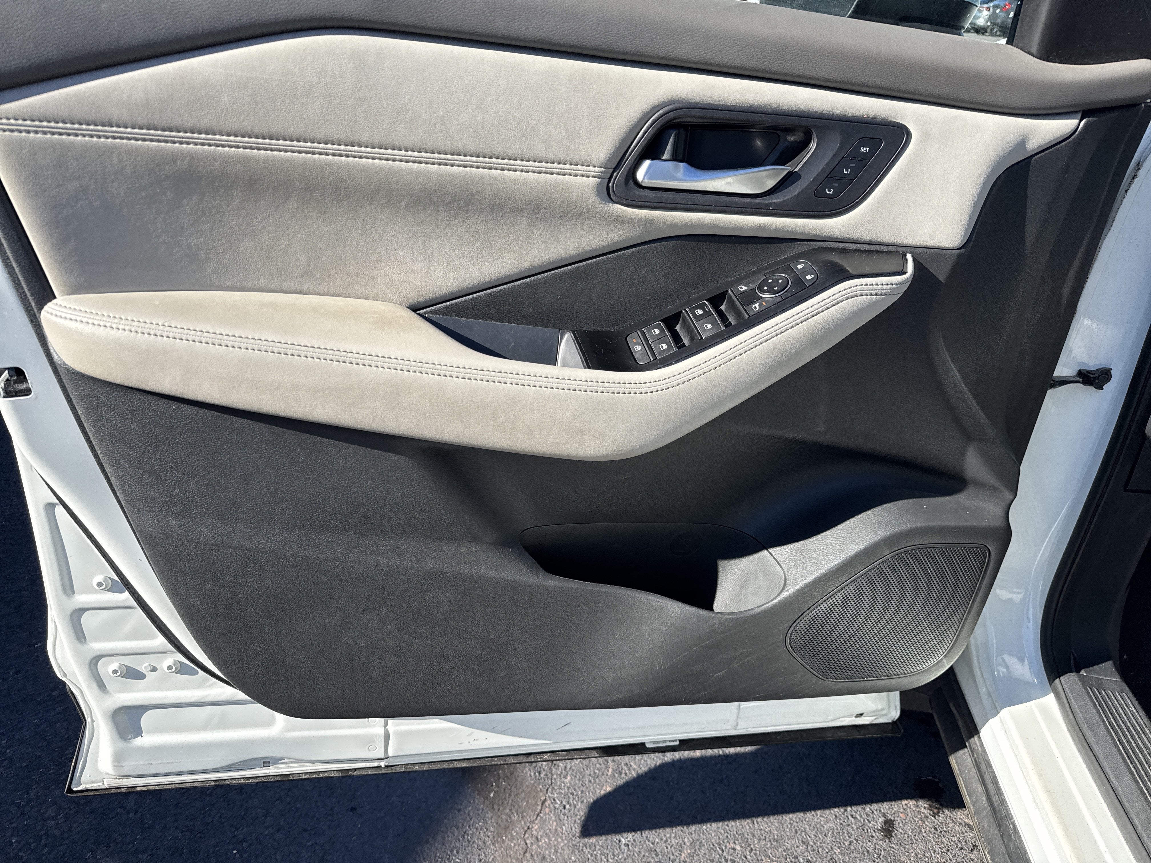 2023 Nissan Rogue SL Intelligent AWD