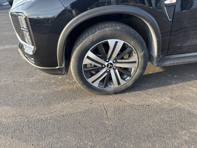 2025 Mitsubishi Outlander Sport S