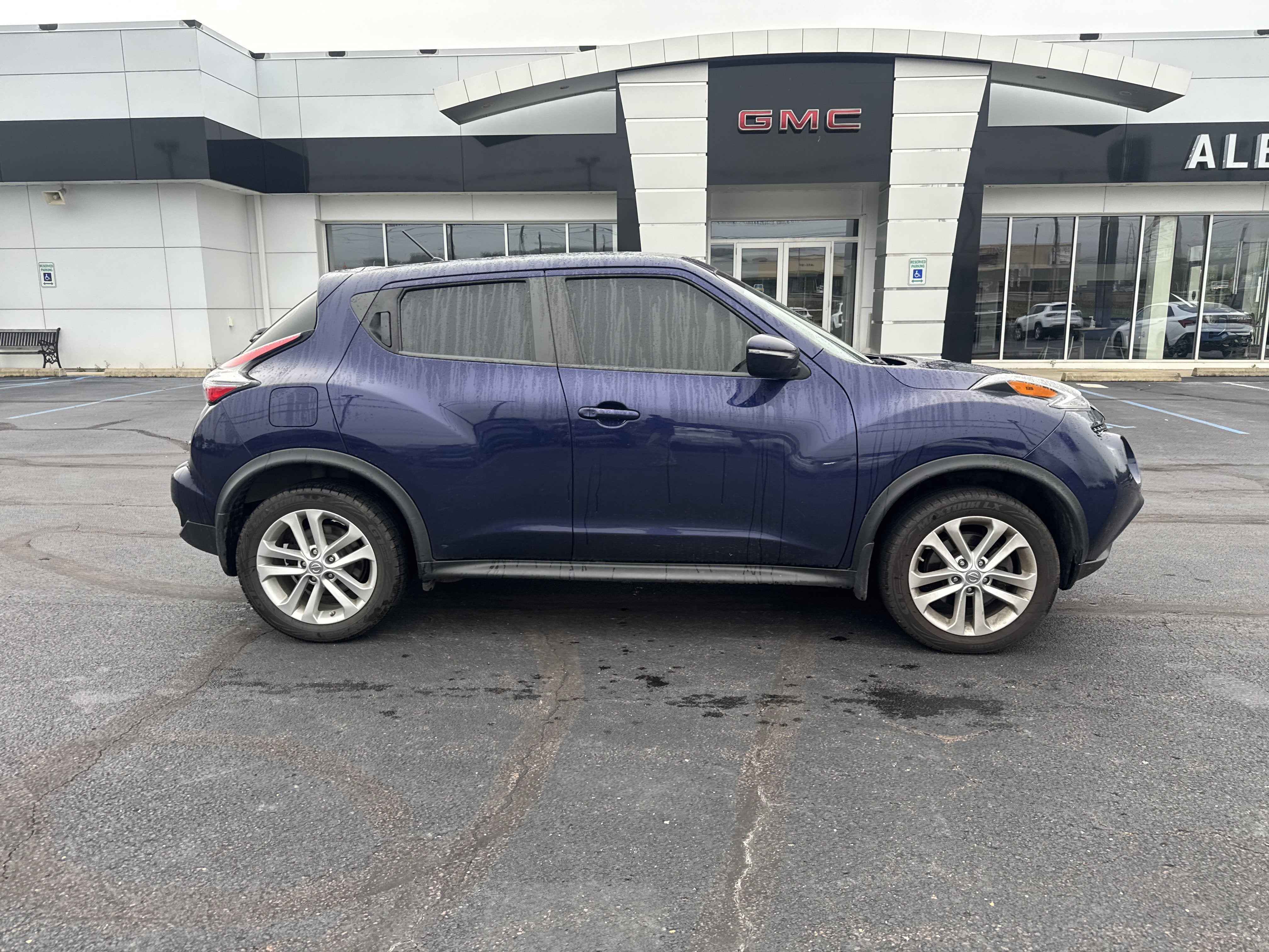 2017 Nissan Juke S