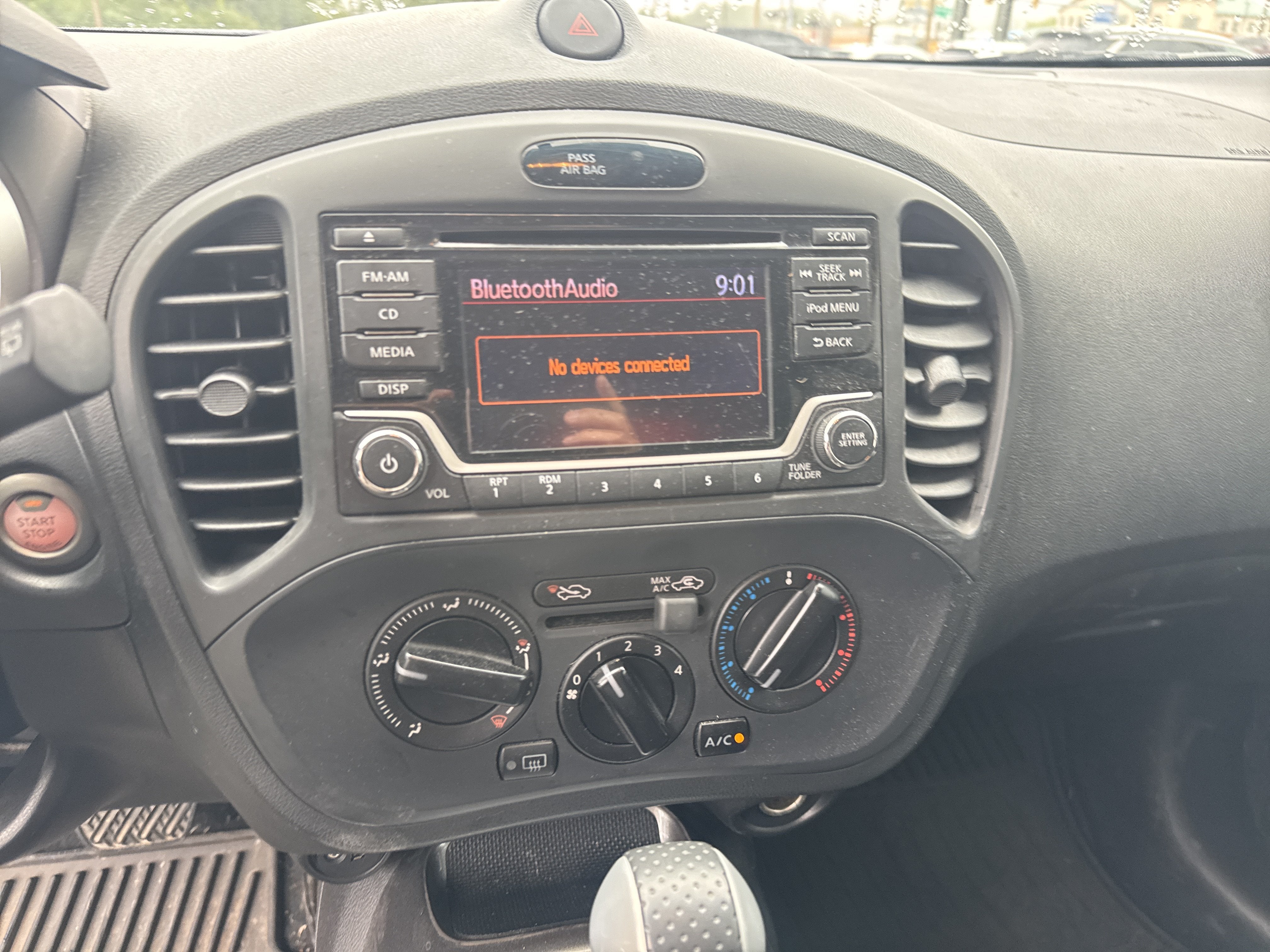 2017 Nissan Juke S