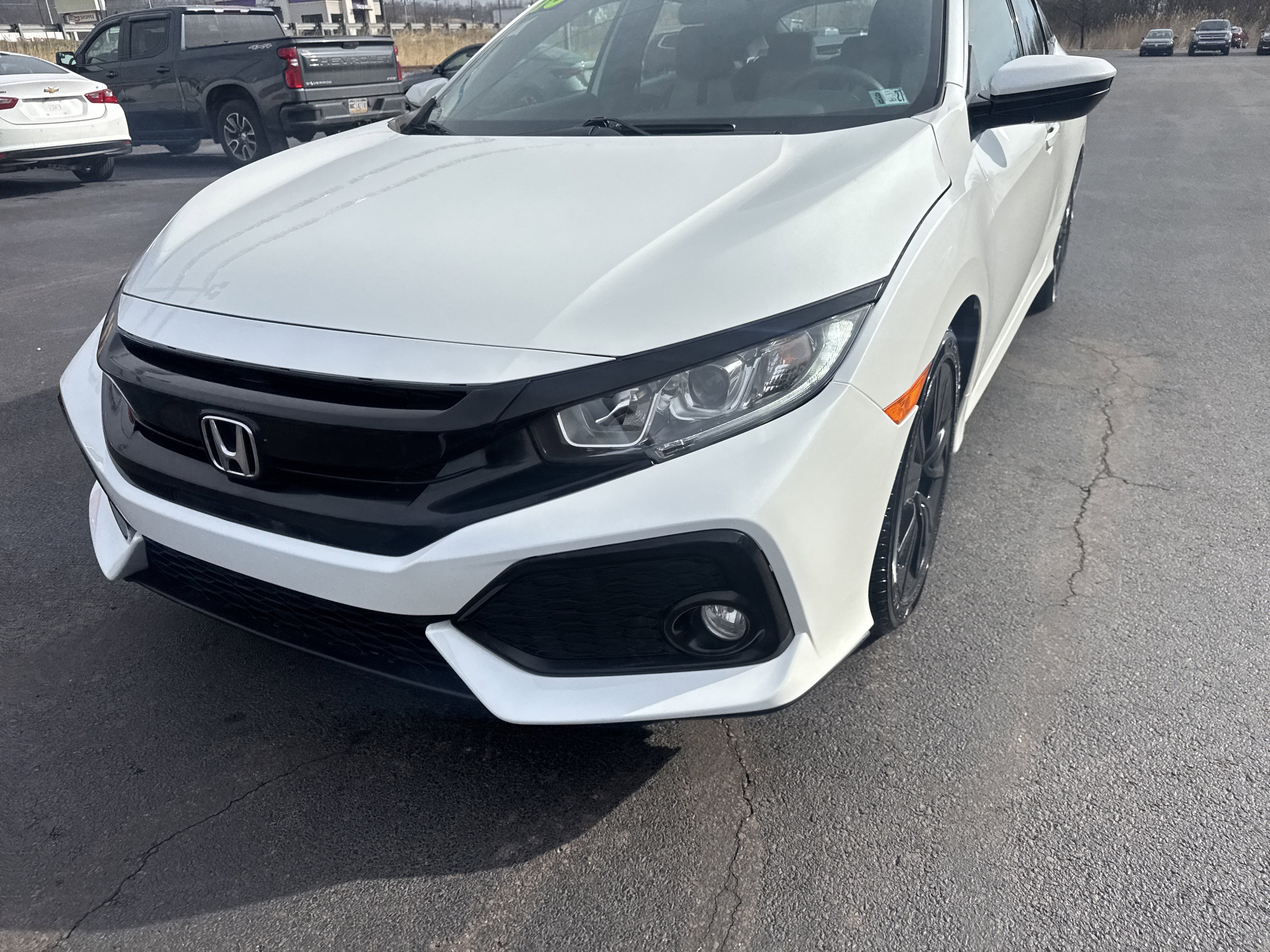 2018 Honda Civic Hatchback EX