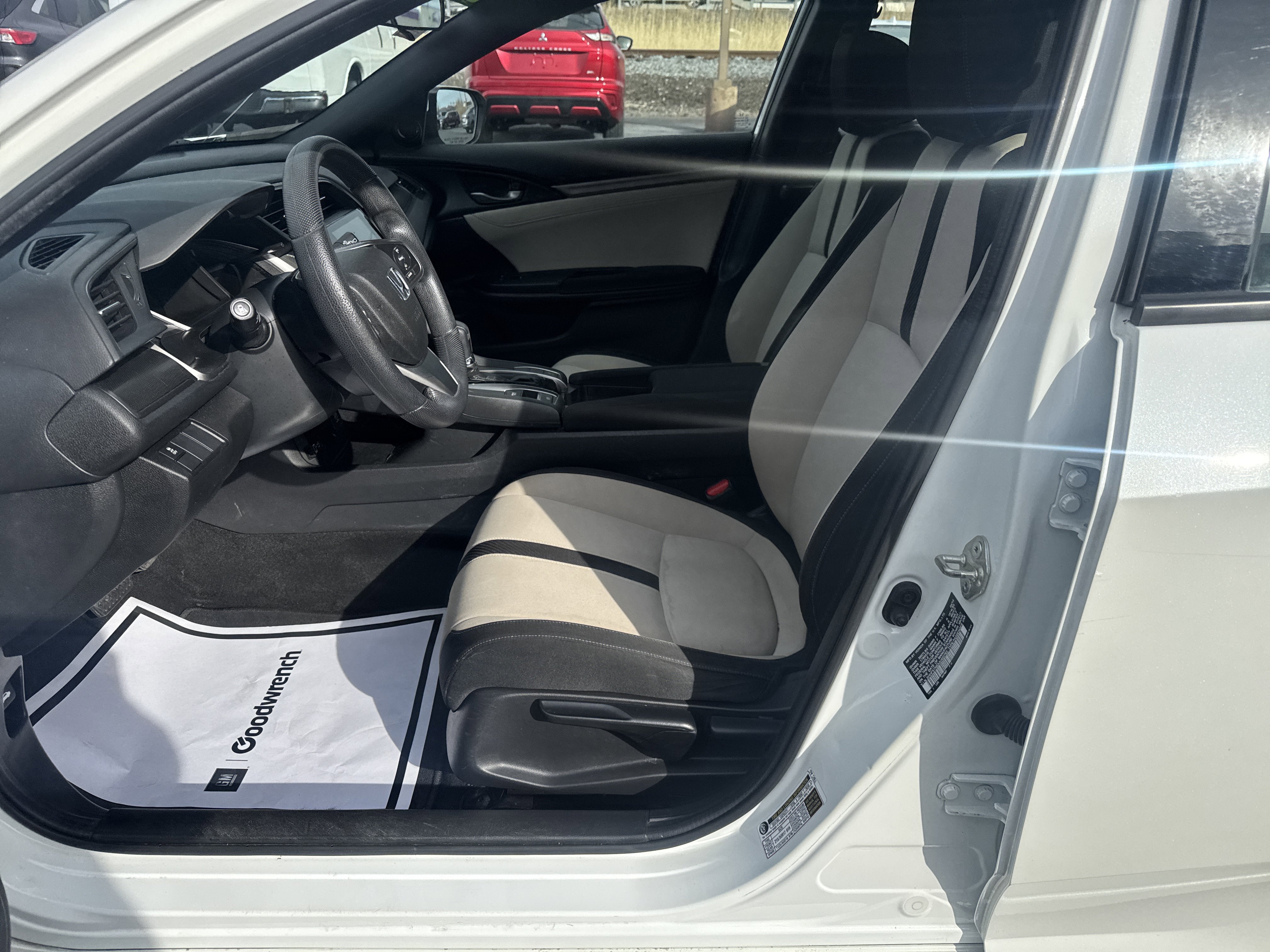 2018 Honda Civic Hatchback EX