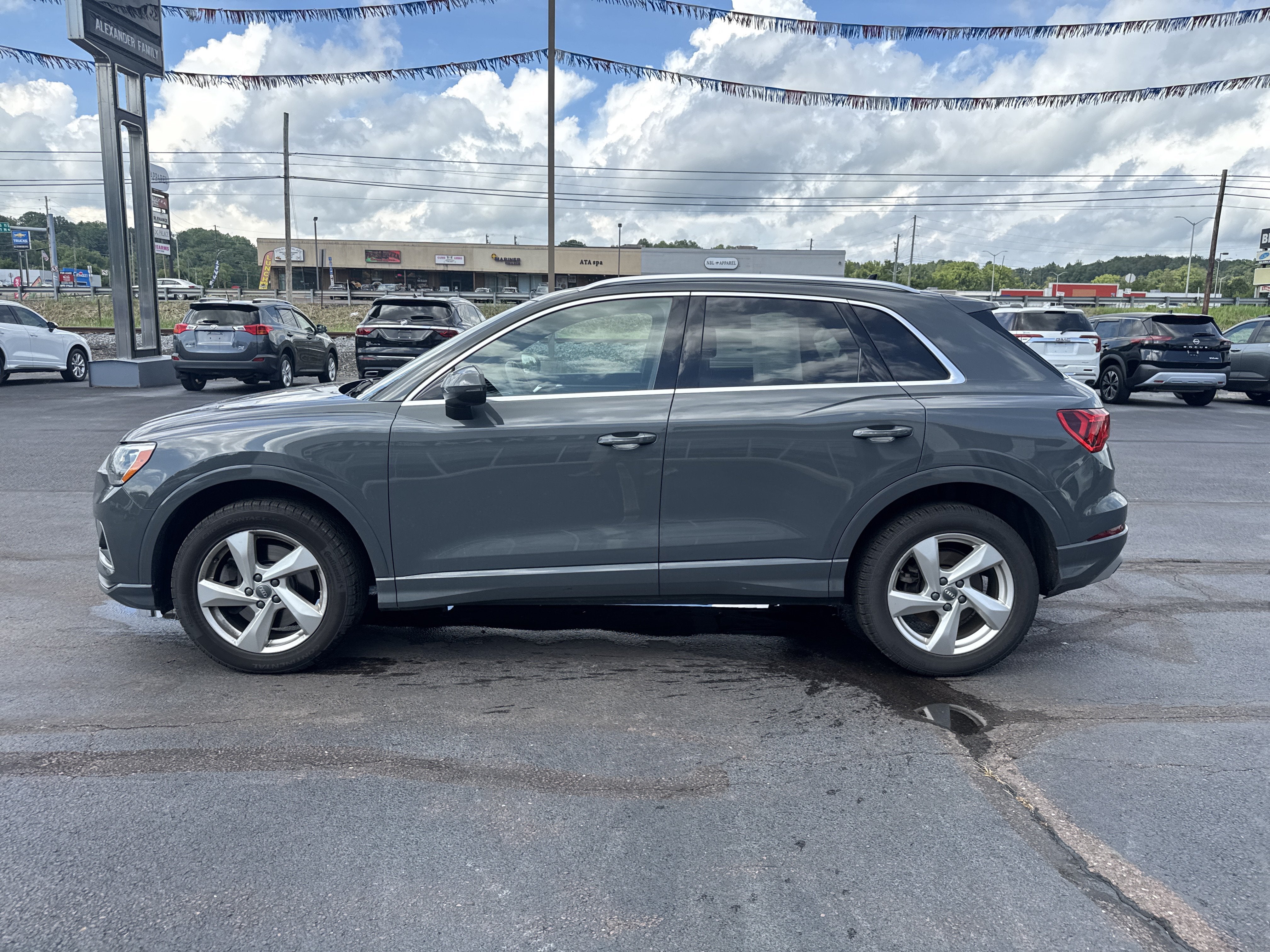 2020 Audi Q3 Premium 45 TFSI quattro Tiptronic