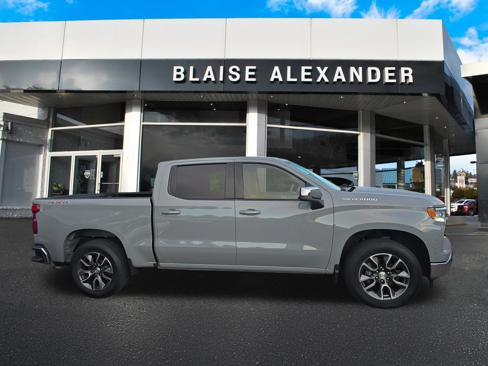 2024 Chevrolet Silverado 1500 LT (2FL)