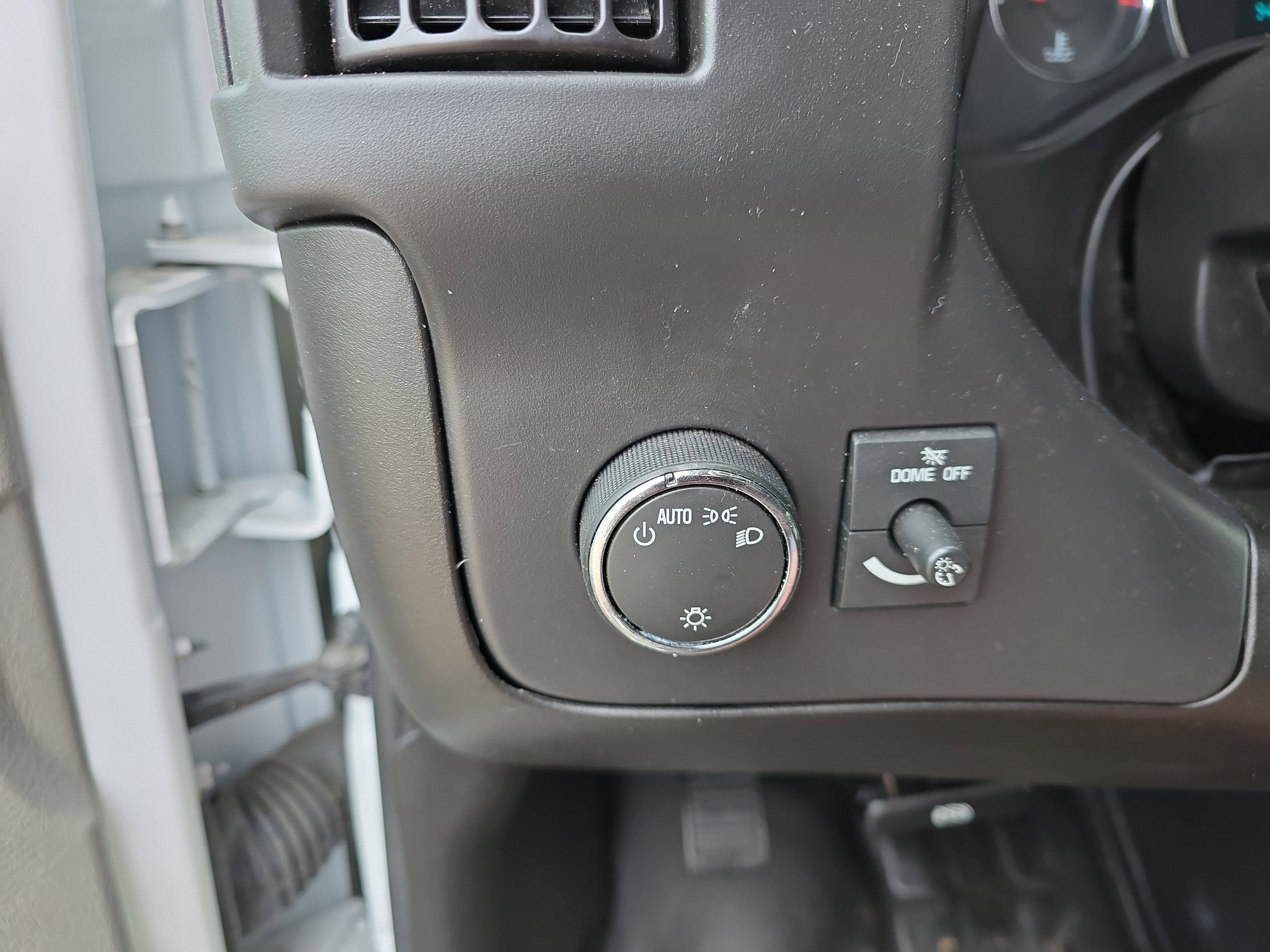 2024 Chevrolet Express Cargo 2500 WT