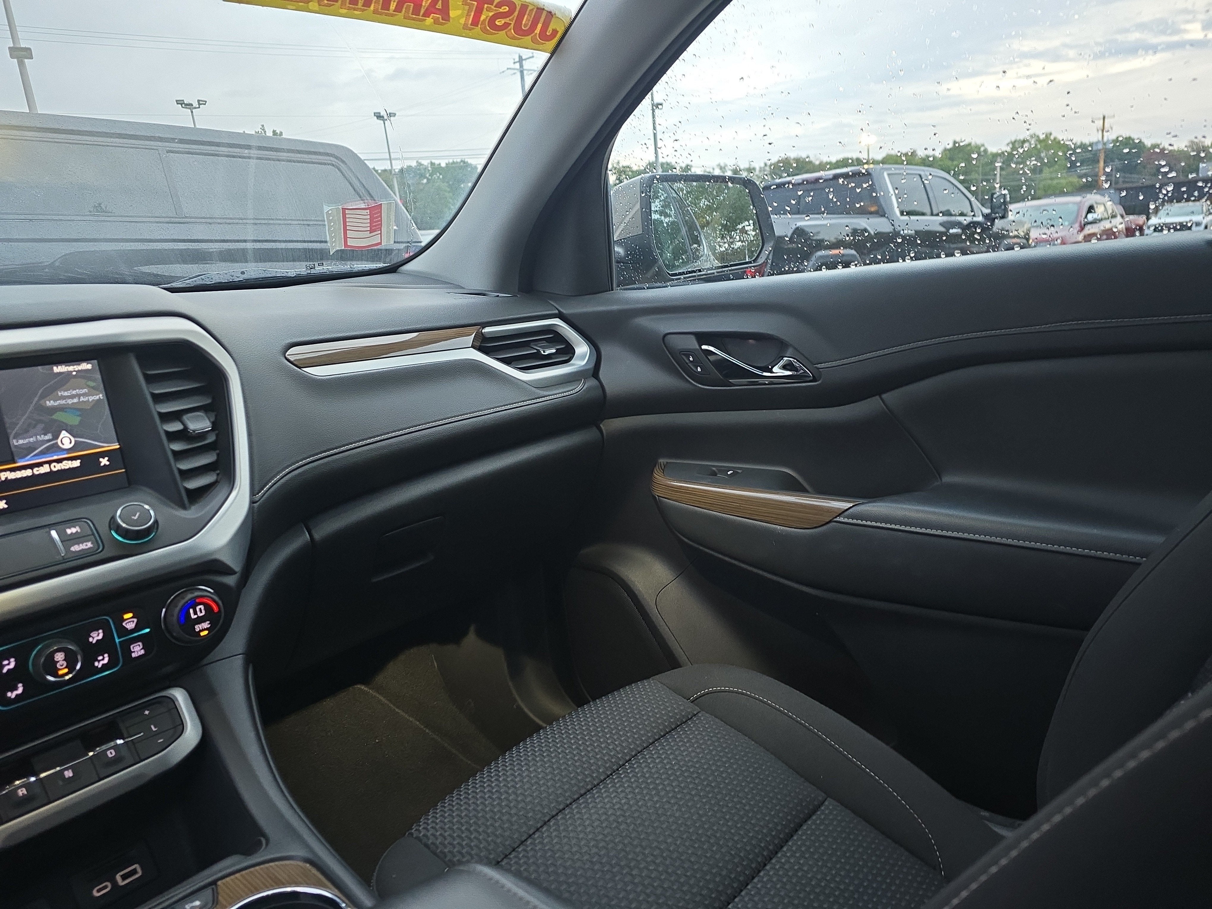 2023 GMC Acadia SLE