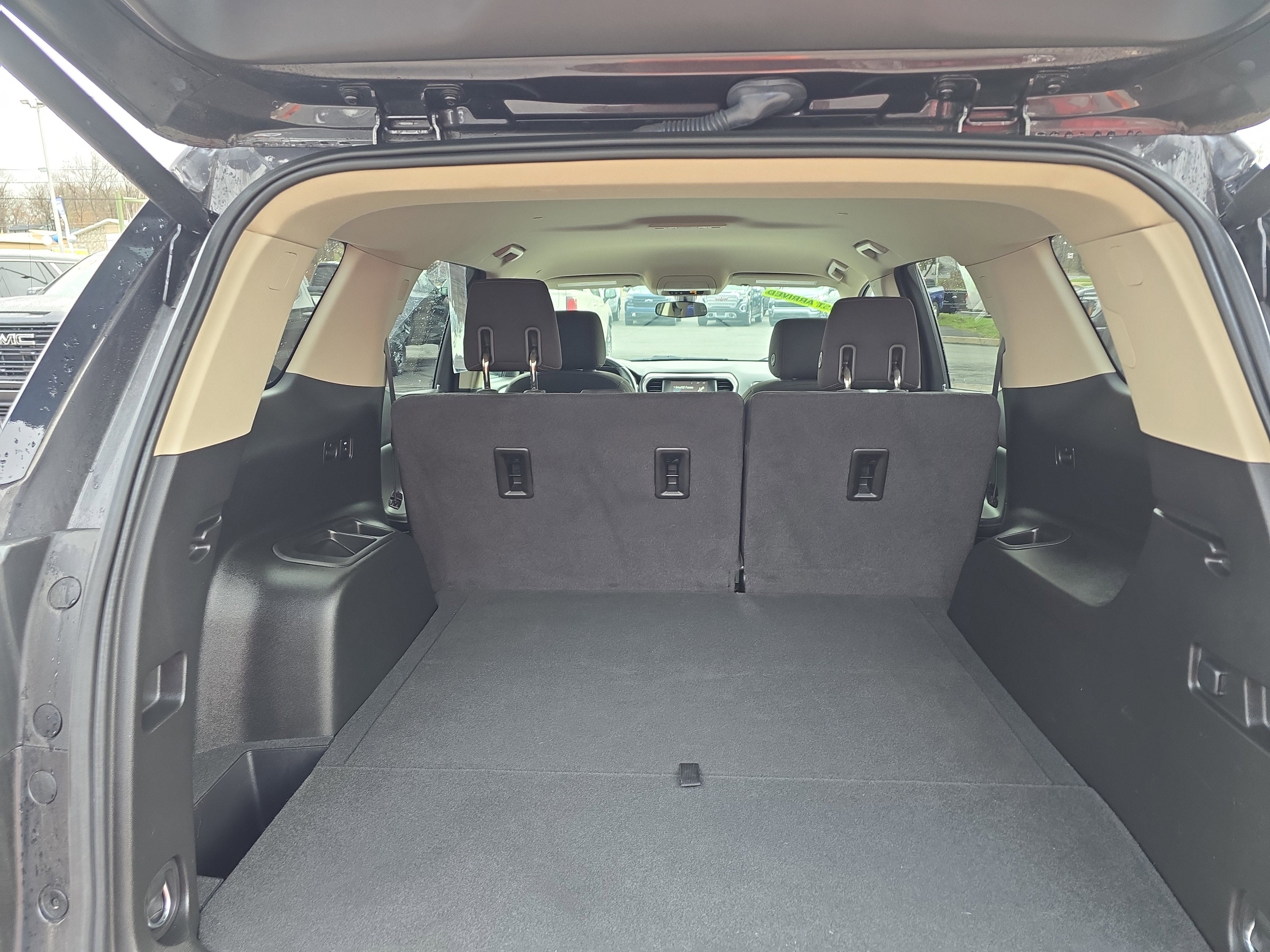 2017 GMC Acadia SLE