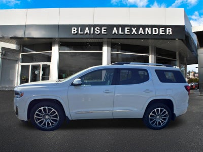 2023 GMC Acadia Denali