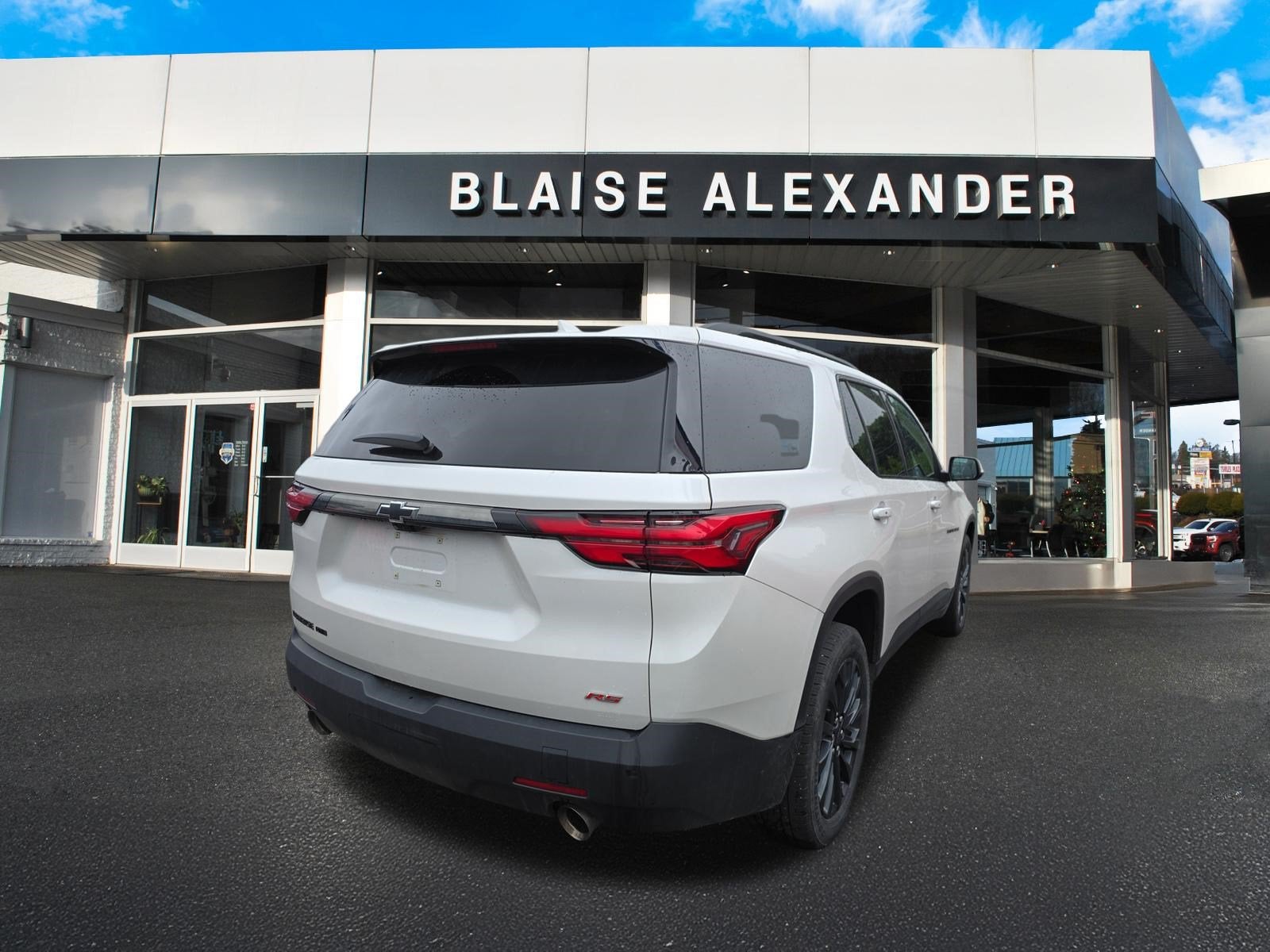 2023 Chevrolet Traverse RS