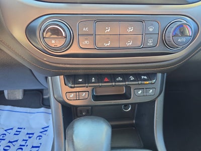 2022 GMC Canyon AT4 - Leather