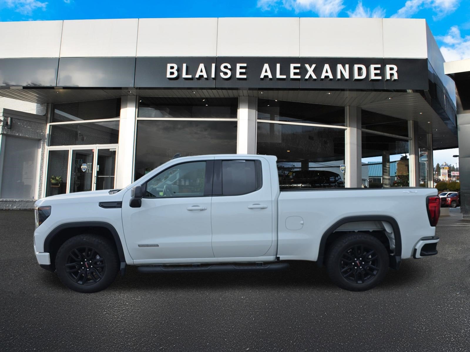 2023 GMC Sierra 1500 Elevation