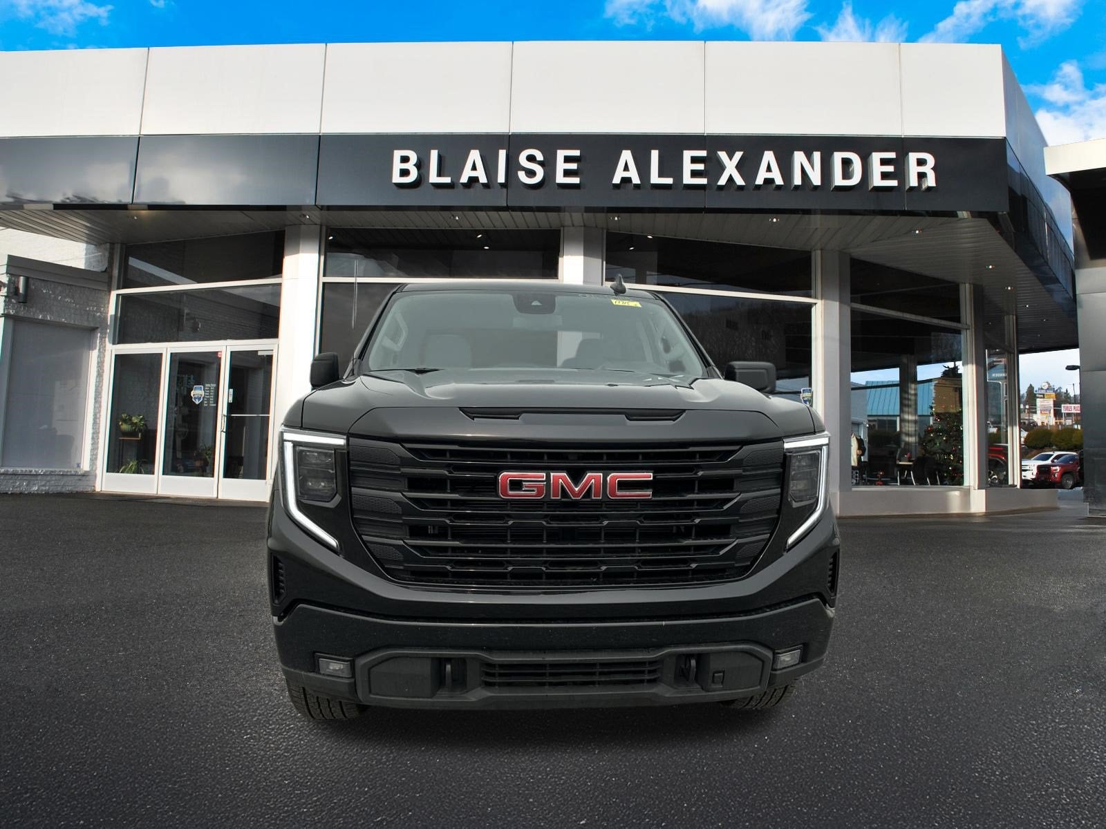 2025 GMC Sierra 1500 Elevation