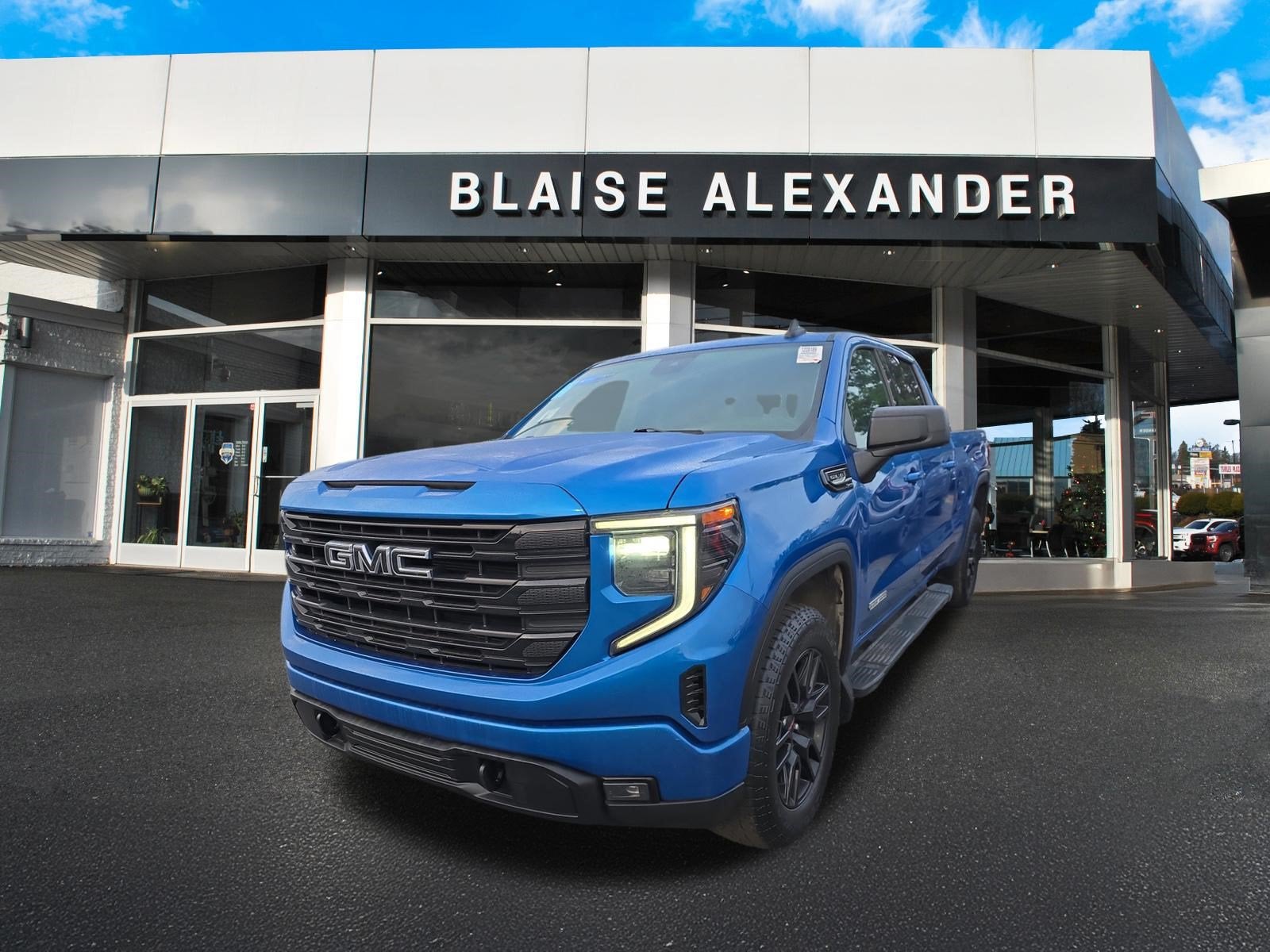 2023 GMC Sierra 1500 Elevation