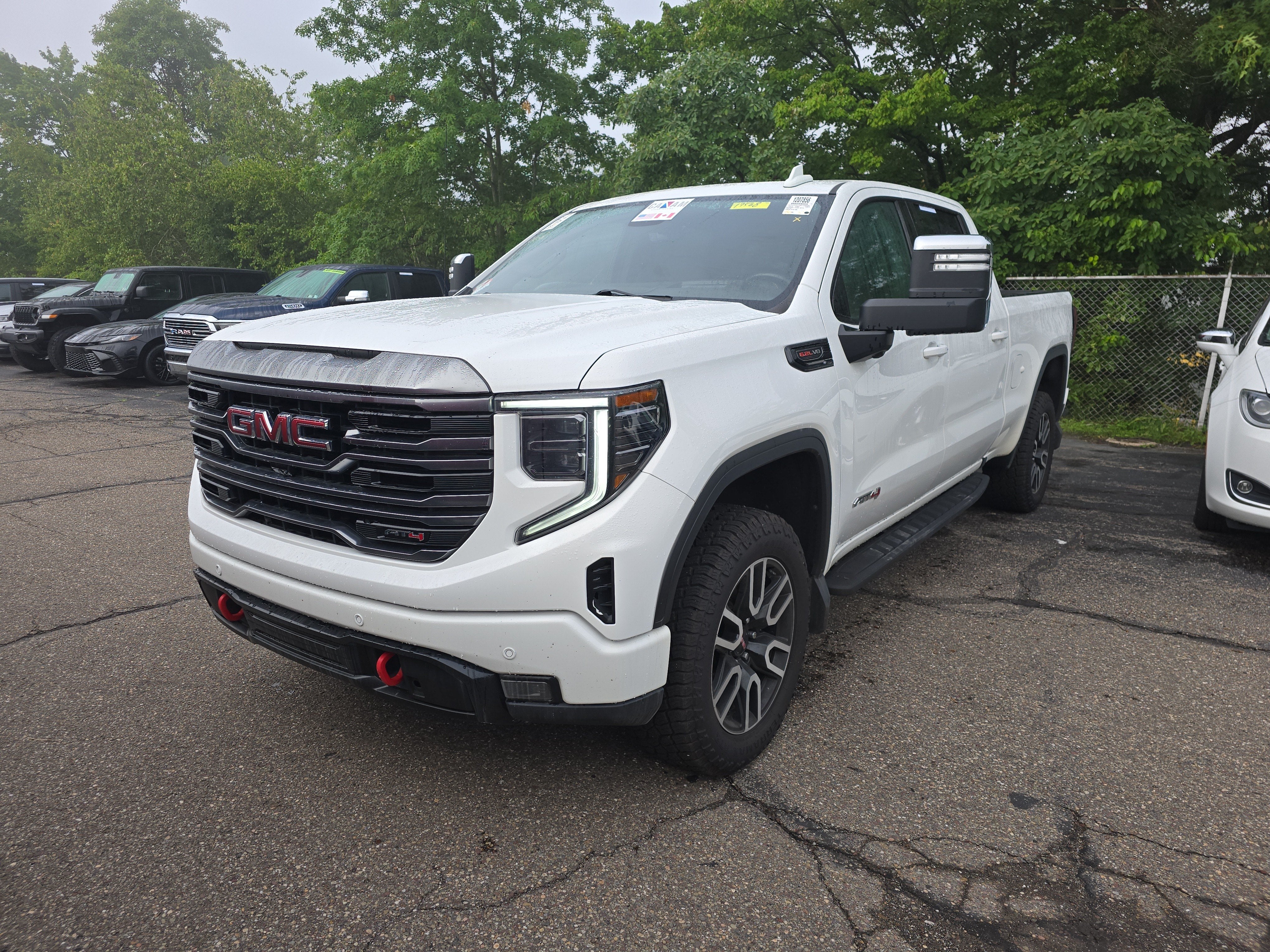 2024 GMC Sierra 1500 AT4