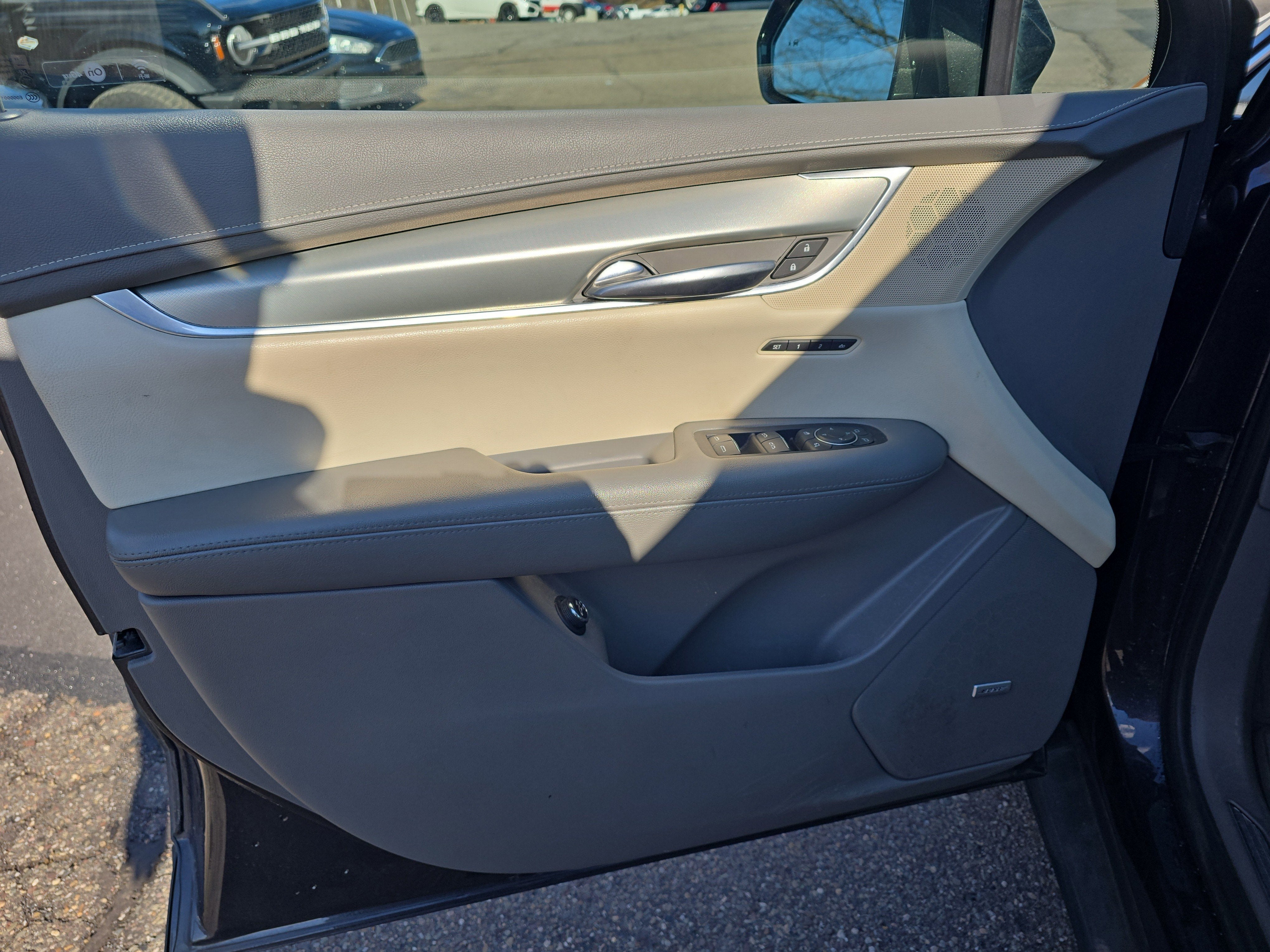 2018 Cadillac XT5 Luxury AWD