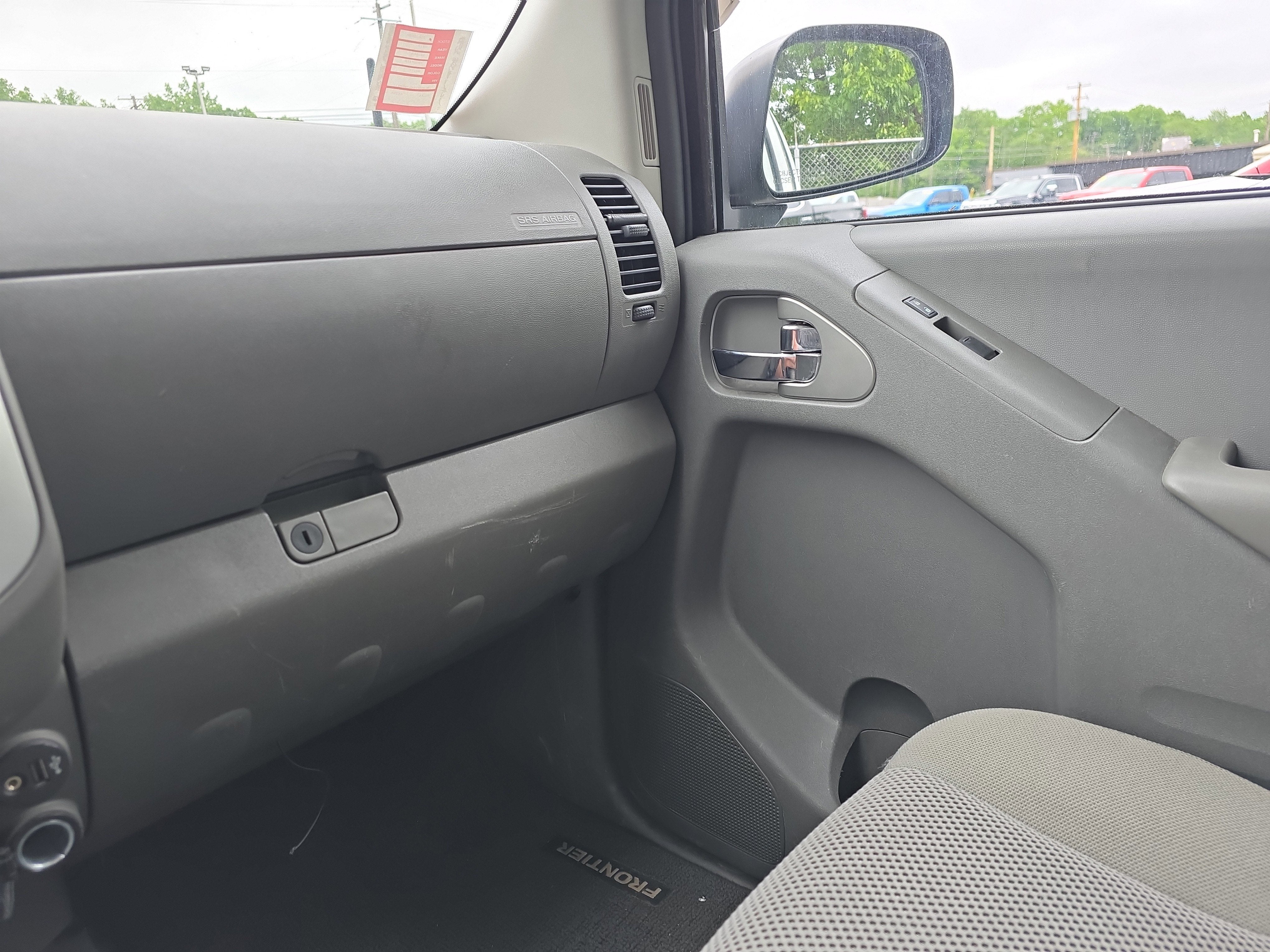 2019 Nissan Frontier SV
