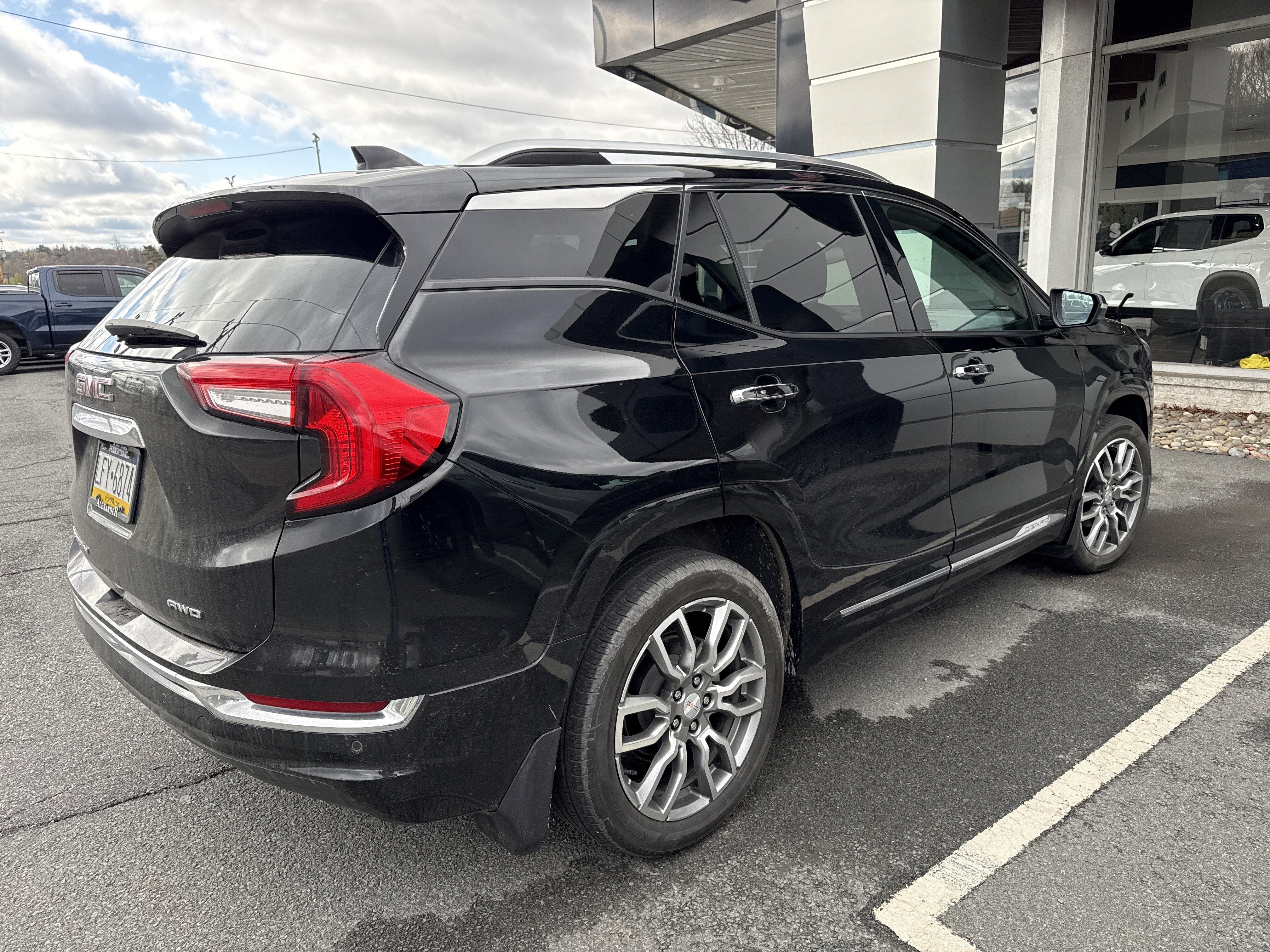 2023 GMC Terrain Denali