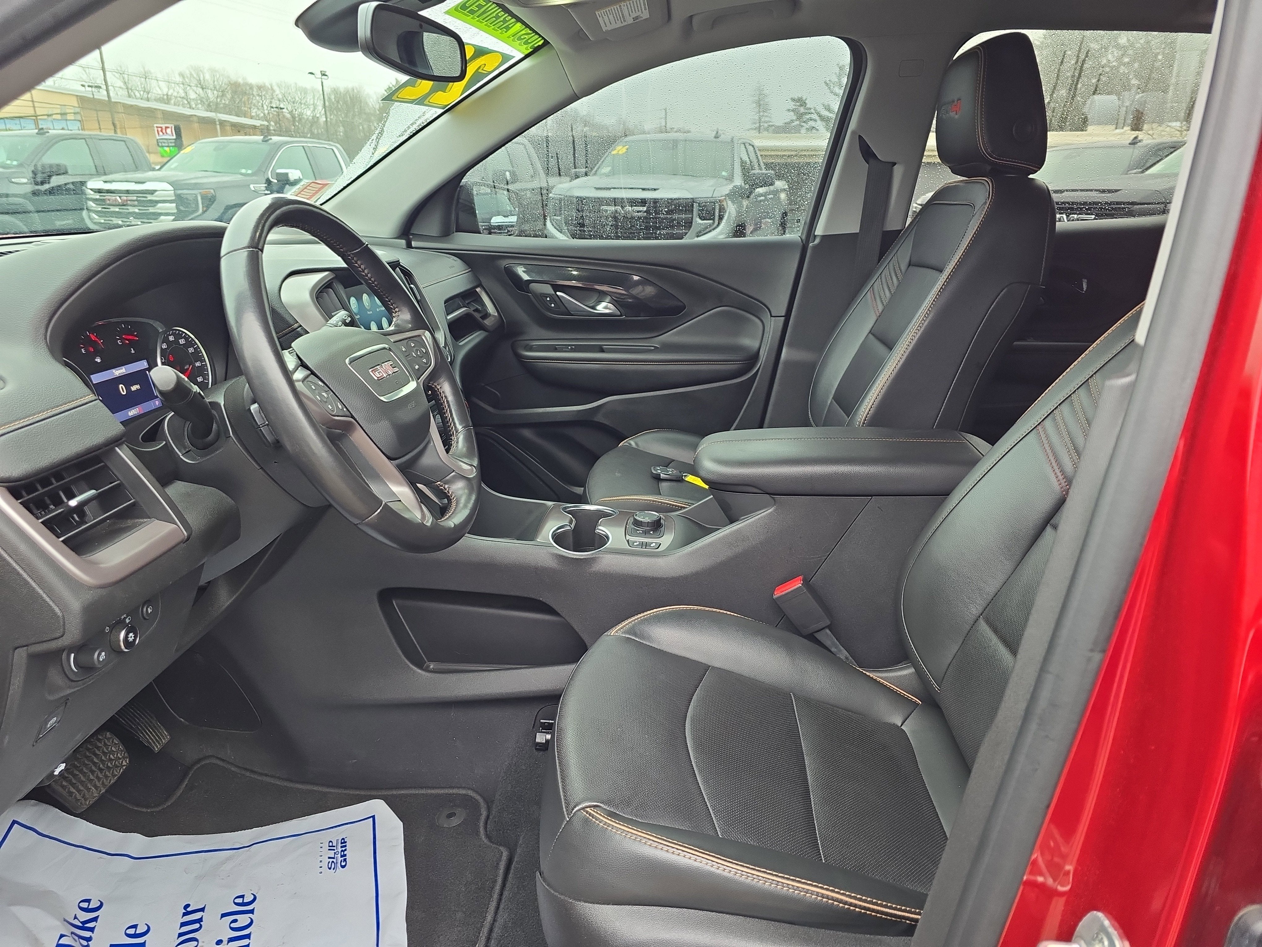 2022 GMC Terrain AT4