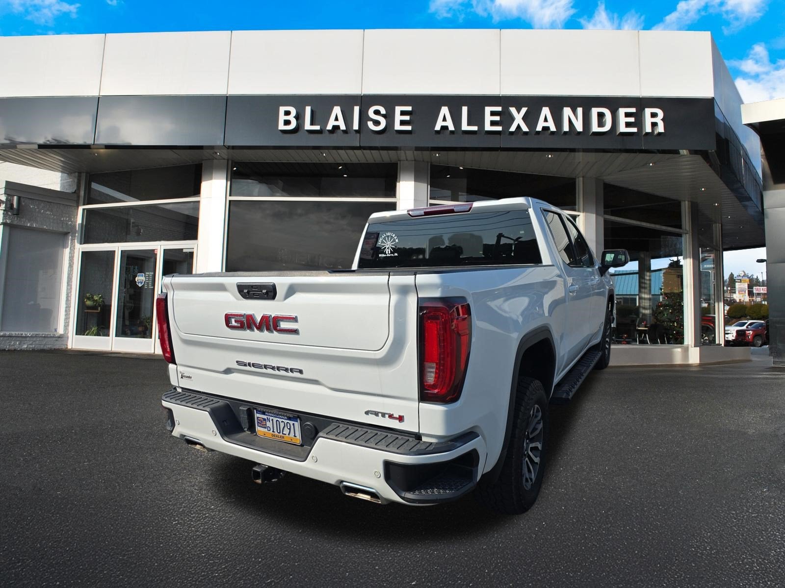 2023 GMC Sierra 1500 AT4
