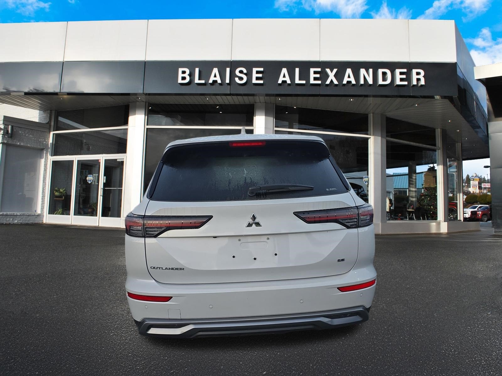 2025 Mitsubishi Outlander SE