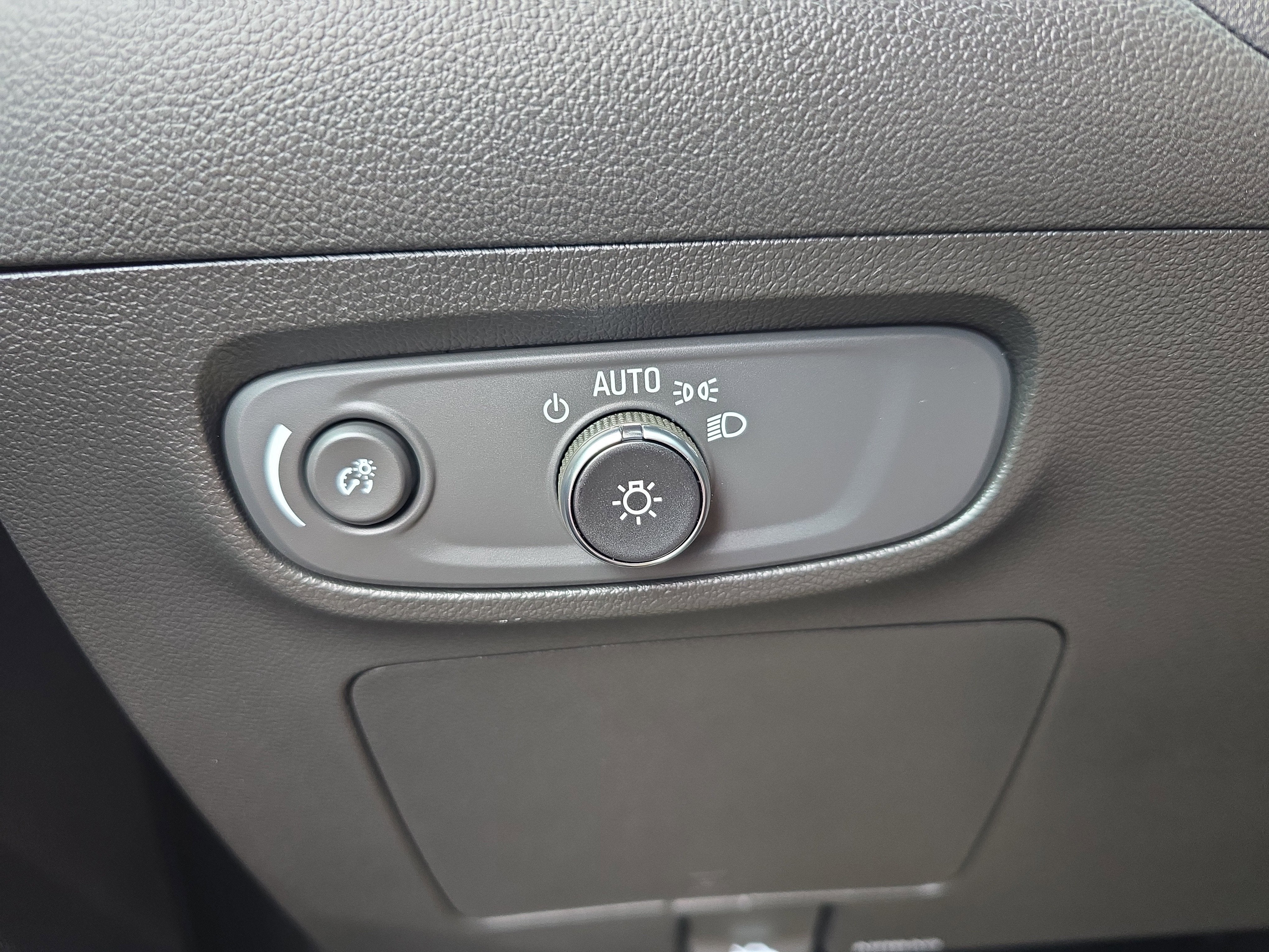 2025 Buick Encore GX Avenir