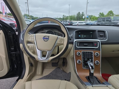 2016 Volvo S60 Inscription T5 Drive-E Platinum